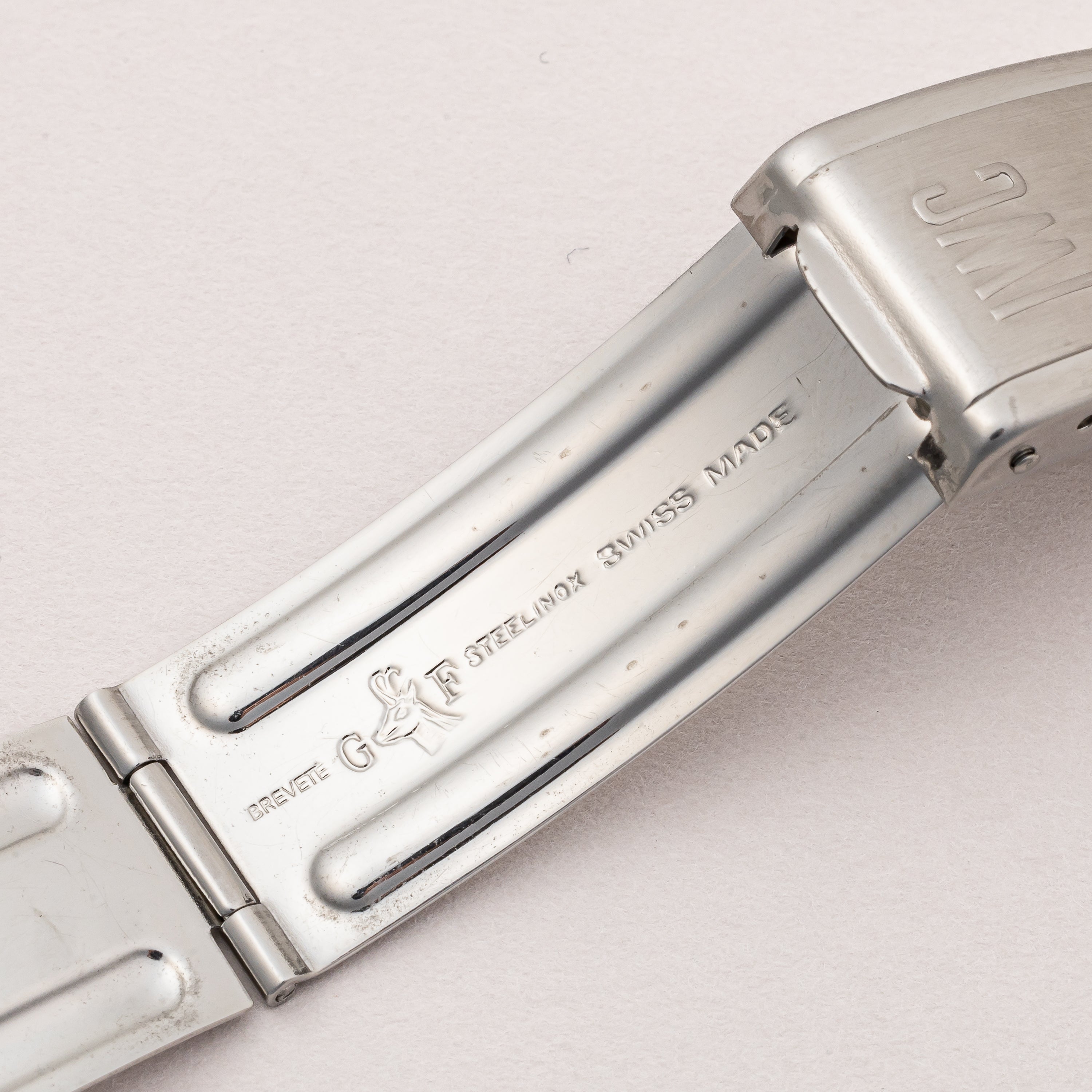 IWC ヨットクラブ 1972年製 Ref.R811AD お魚リューズ Cal.8541B 純正ゲイフレアーブレス付き