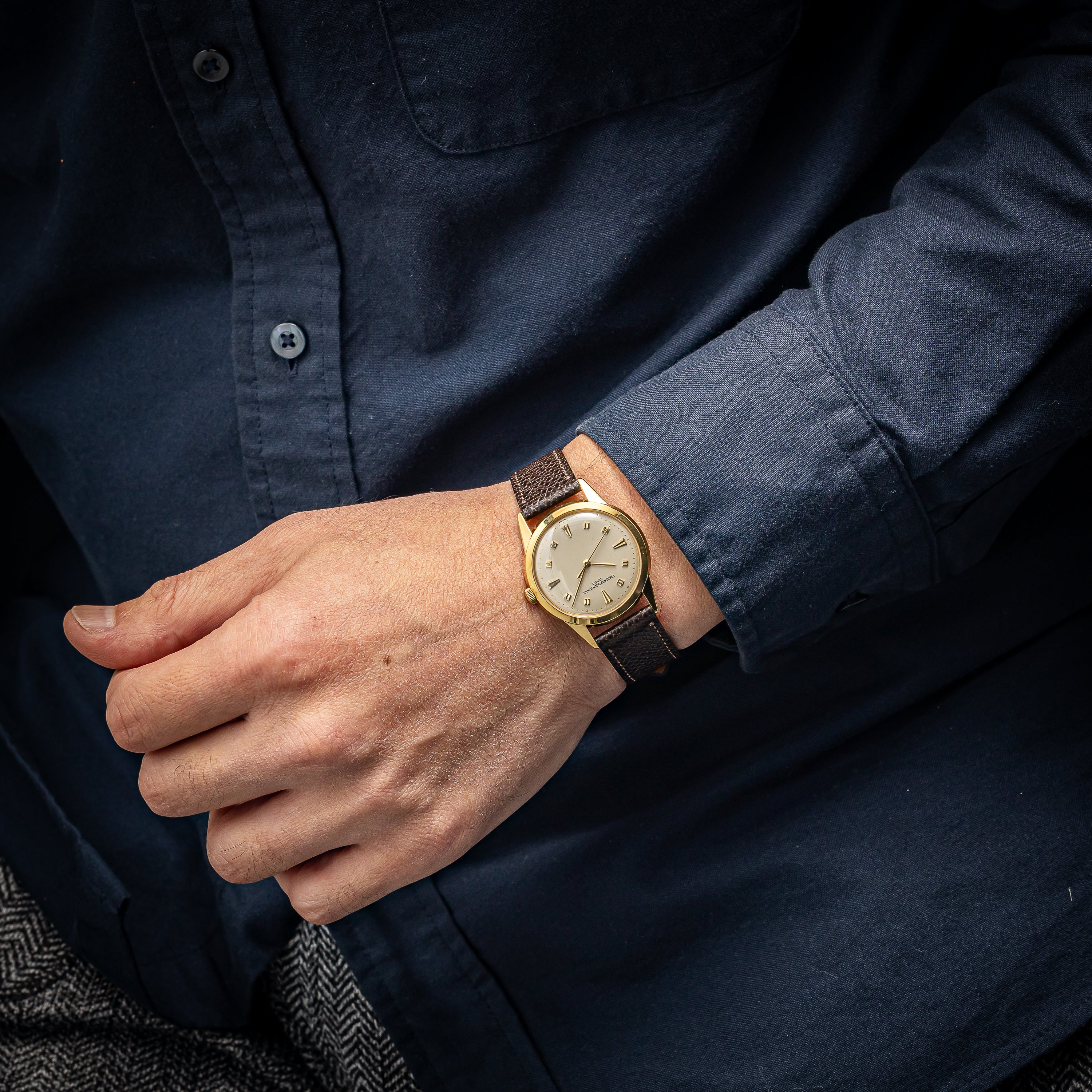 ヴァシュロン・コンスタンタン 18金無垢ラウンドケース 1950年代製 センターセコンド 手巻き式 Cal.1002