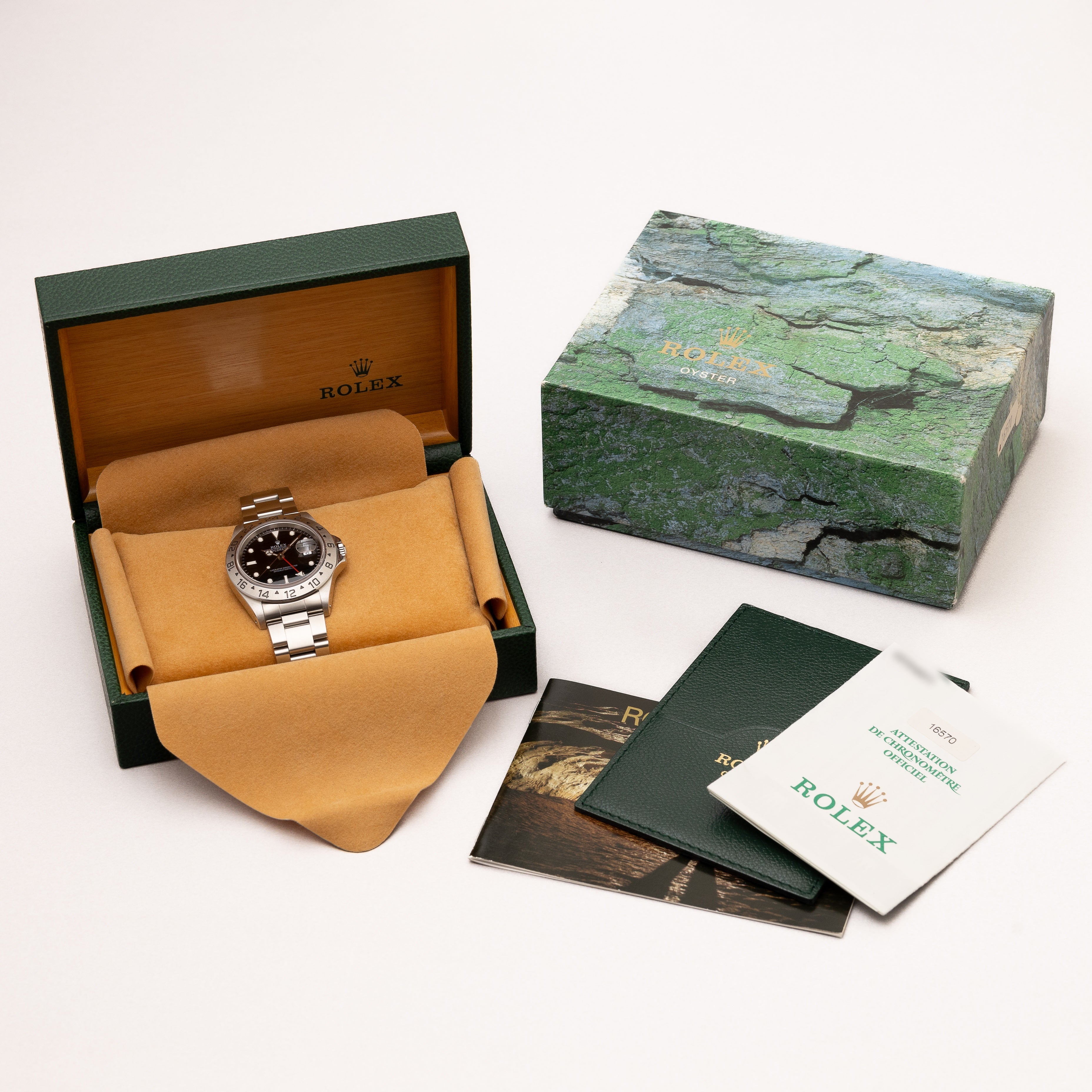 ロレックス エクスプローラーⅡ 1998年製 Ref.16570 ブラックダイヤル 箱、ギャラ付き