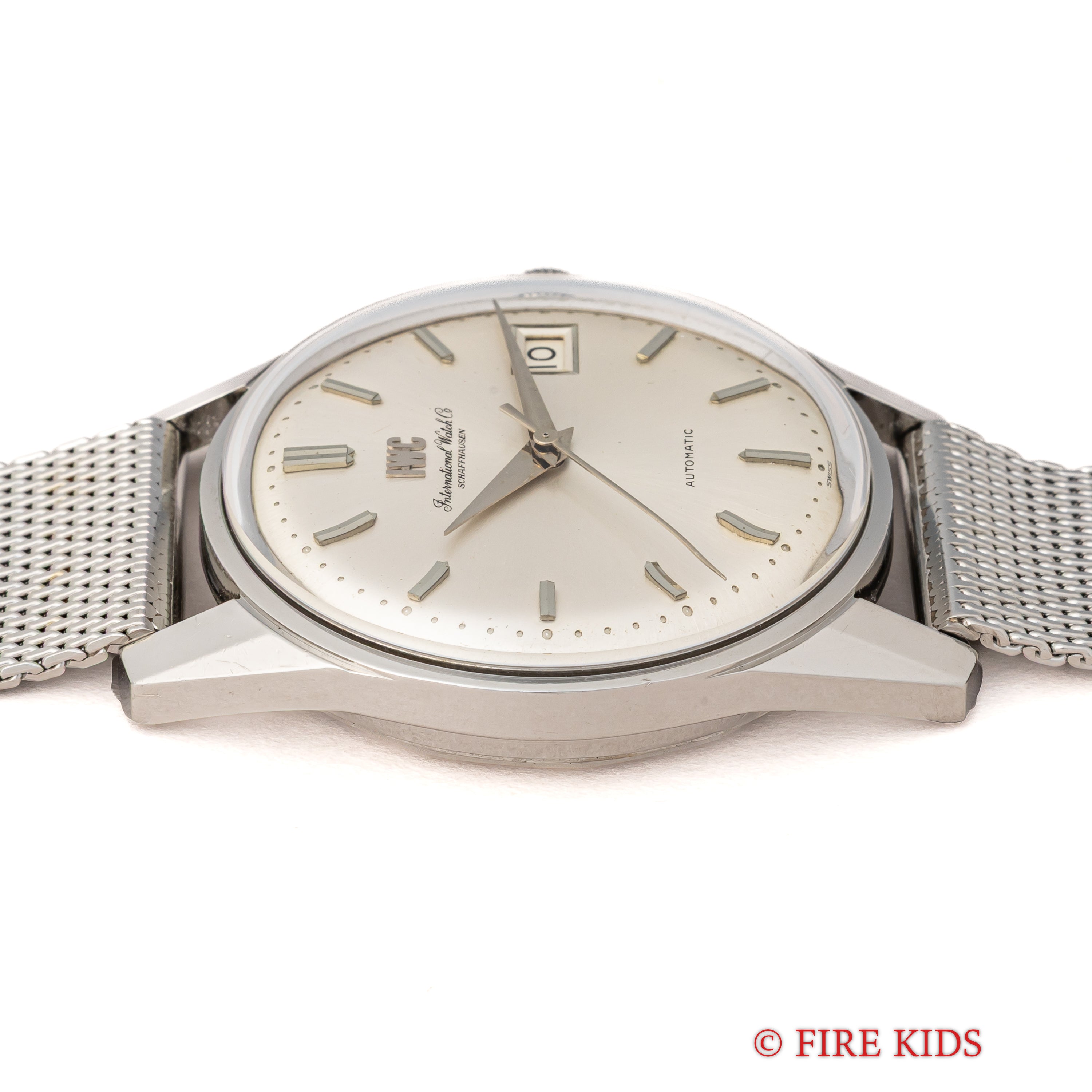 IWC ラウンドケース 1972年製 Ref.820AD ペラトン式自動巻き Cal.8541B 純正メッシュブレス