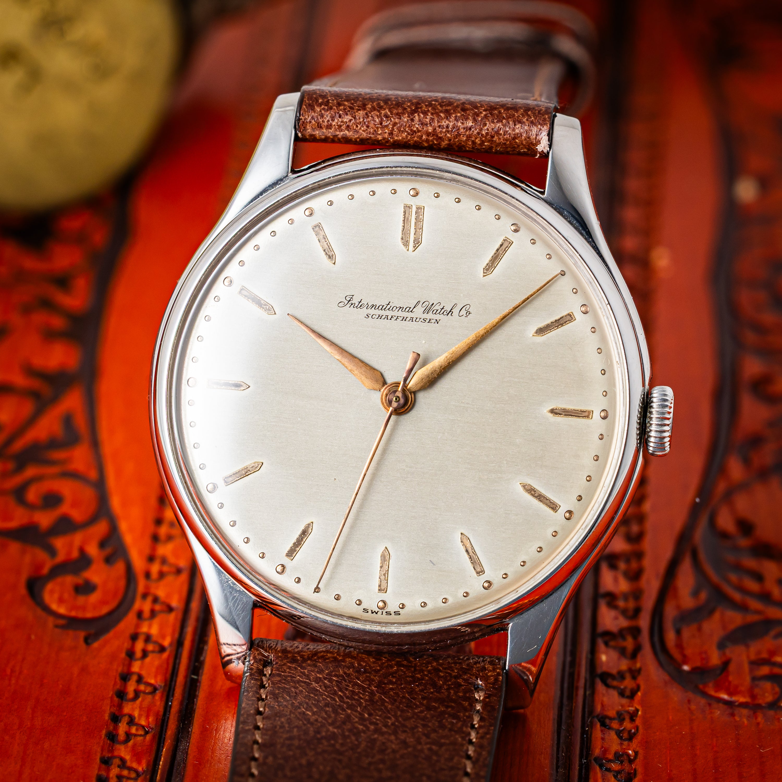 IWC ラウンドケース Cal.89 手巻き 1955年製 アルファハンド