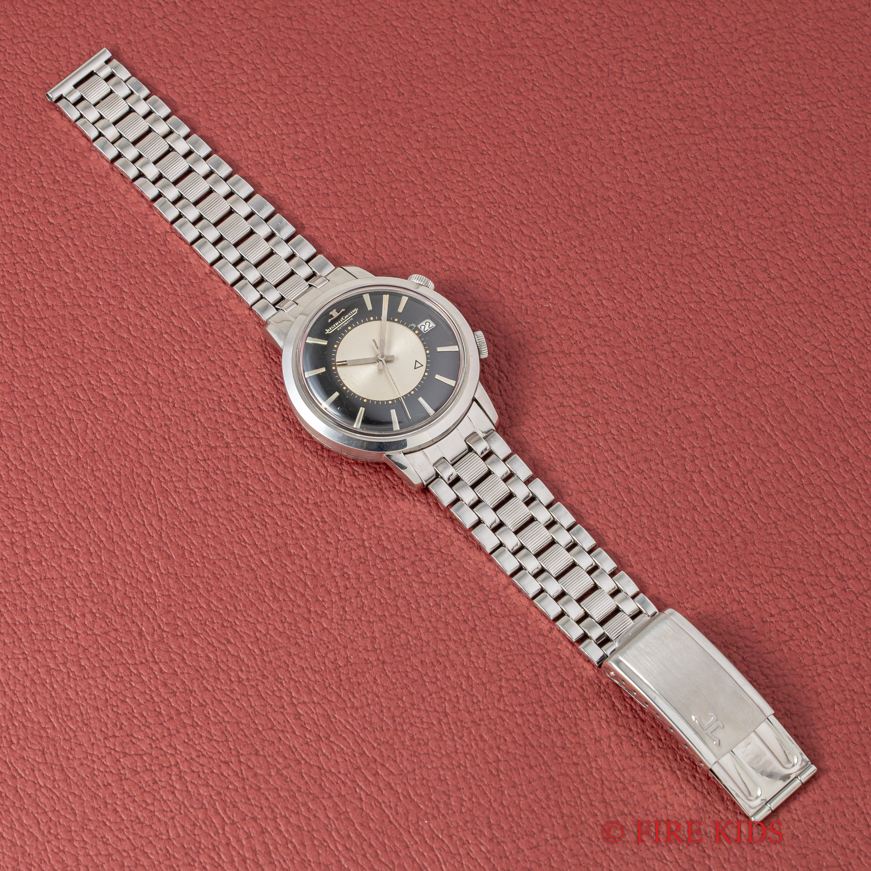 ジャガー・ルクルト メモボックス 1960年代後半製 自動巻きアラームウオッチ ツートンダイヤル 純正ブレス