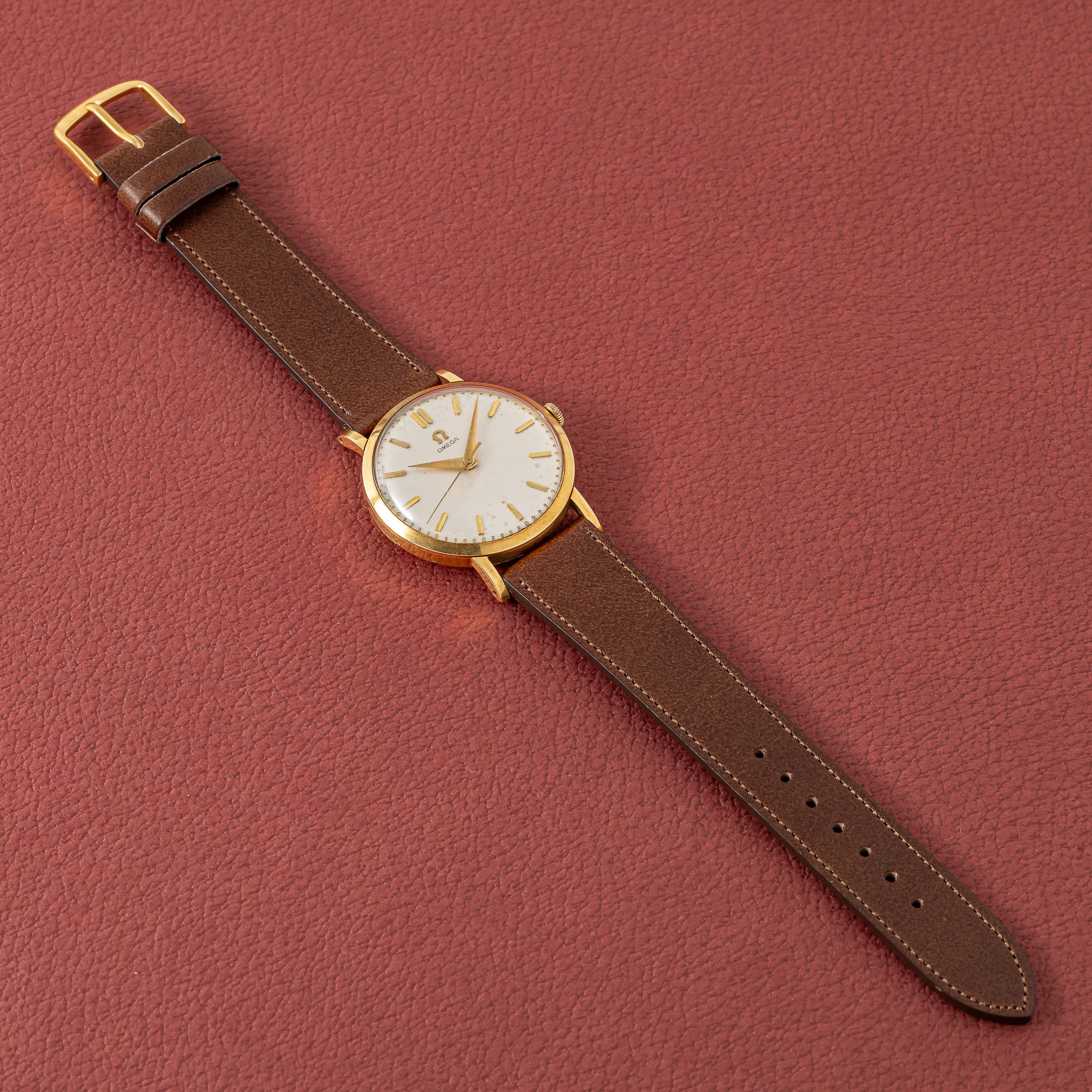 オメガ 30mmキャリバー 18金無垢 1958年製 手巻き Cal.284 センターセコンド