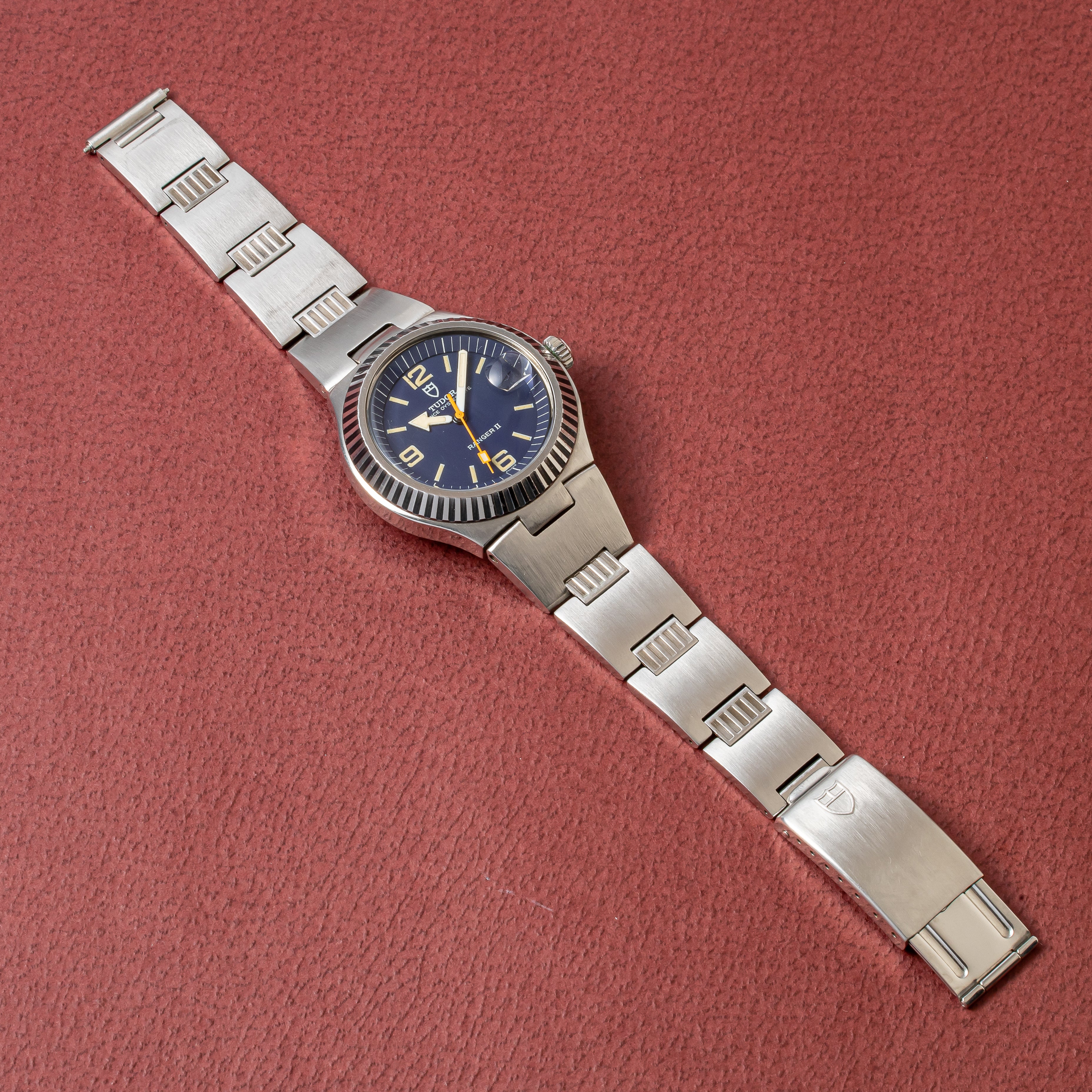 チューダー レンジャー2 Ref.9111/0 1975年製 オリジナルネイビーブルーダイヤル 純正ブレス 王冠リューズ