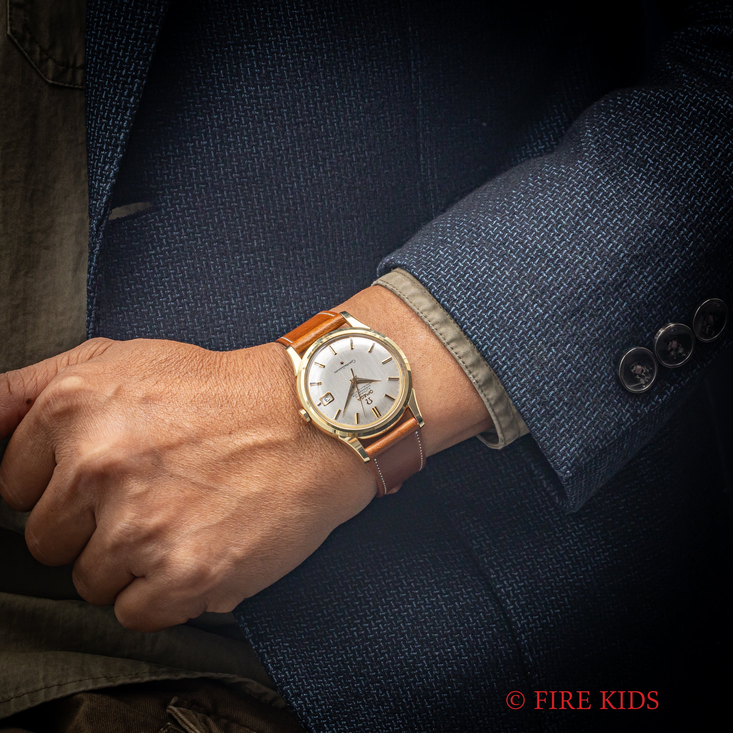 オメガ コンステレーション 1963年製 37mmトップゴールドビッグケース 自動巻クロノメーターCal.561