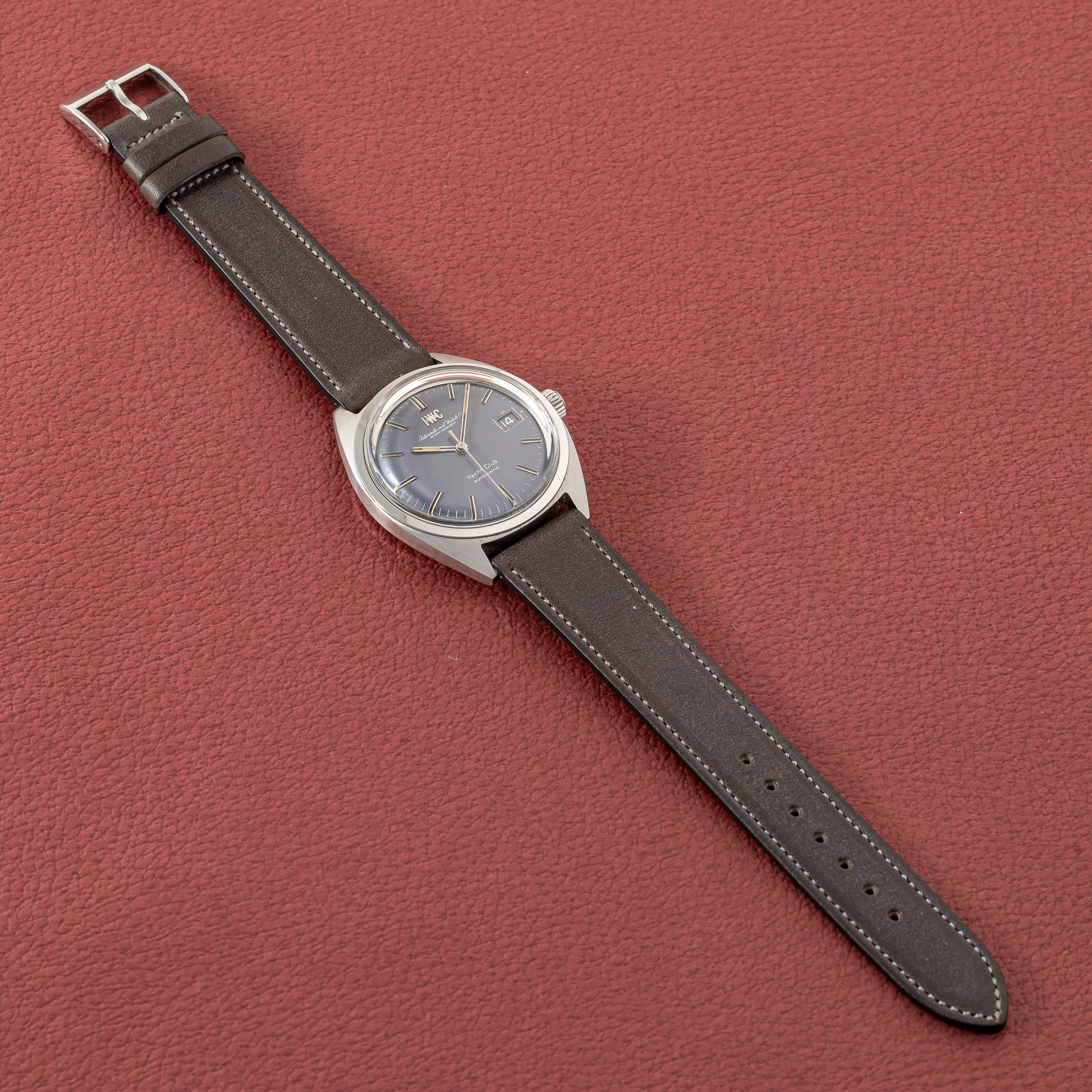 IWC ヨットクラブ 1966年製 Ref.811A ブルーダイヤル Cal.8541 ペラトン式自動巻き