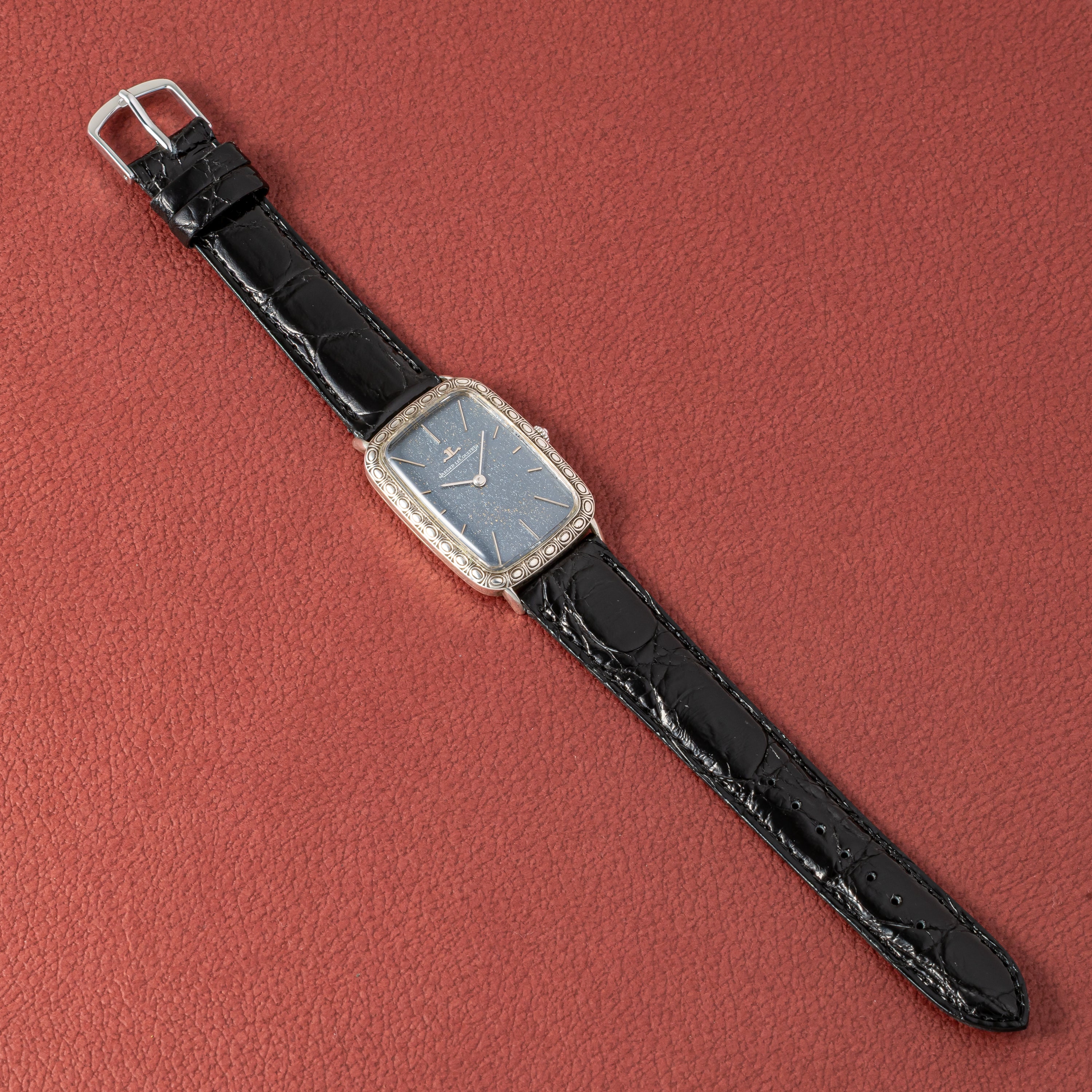 ジャガー・ルクルト 銀無垢レクタンギュラーケース ブルーダイヤル 1970年代製 手巻きCal818/2