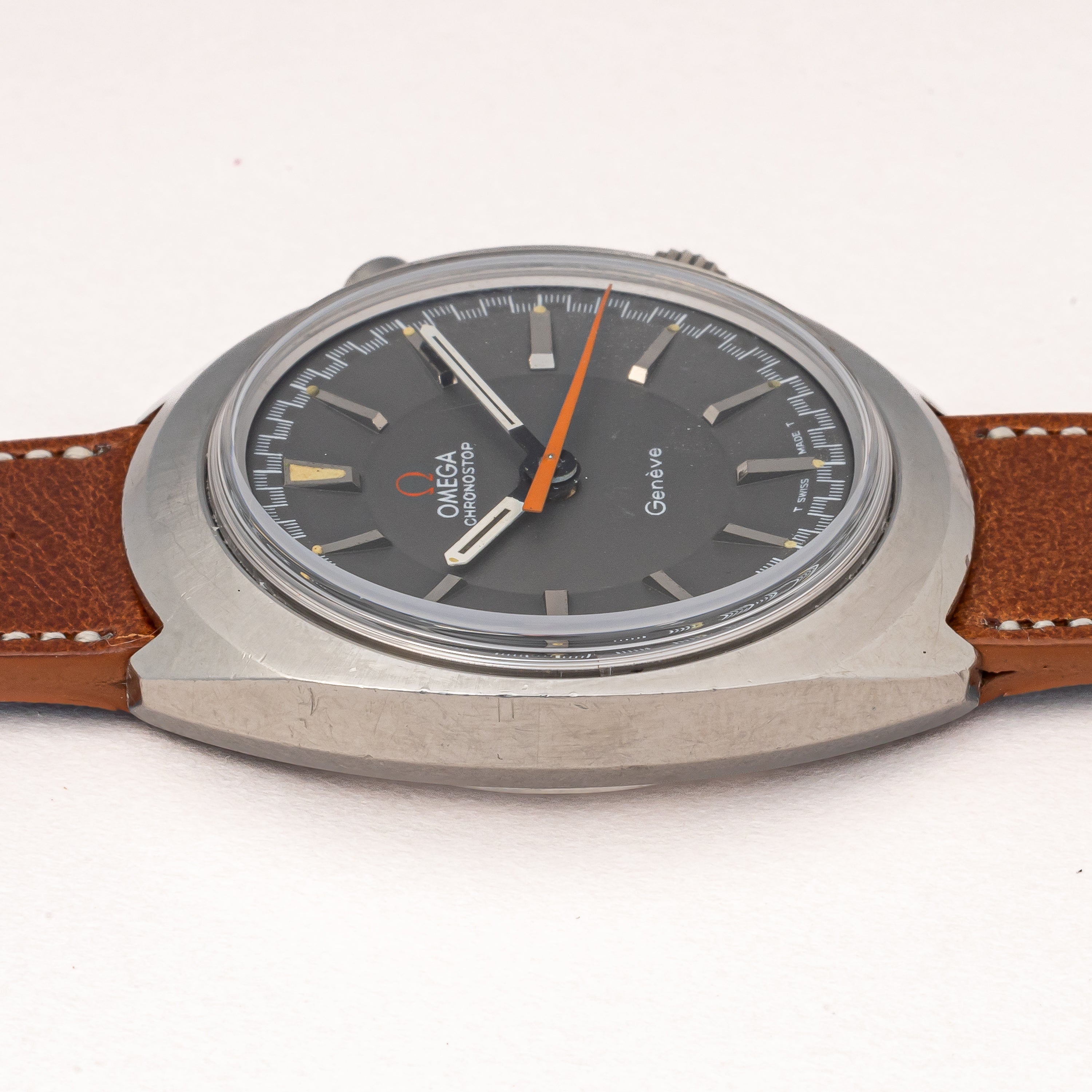 オメガ クロノストップ 1969年製 レーシングダイヤル 手巻き Cal.865 Ref.145.009