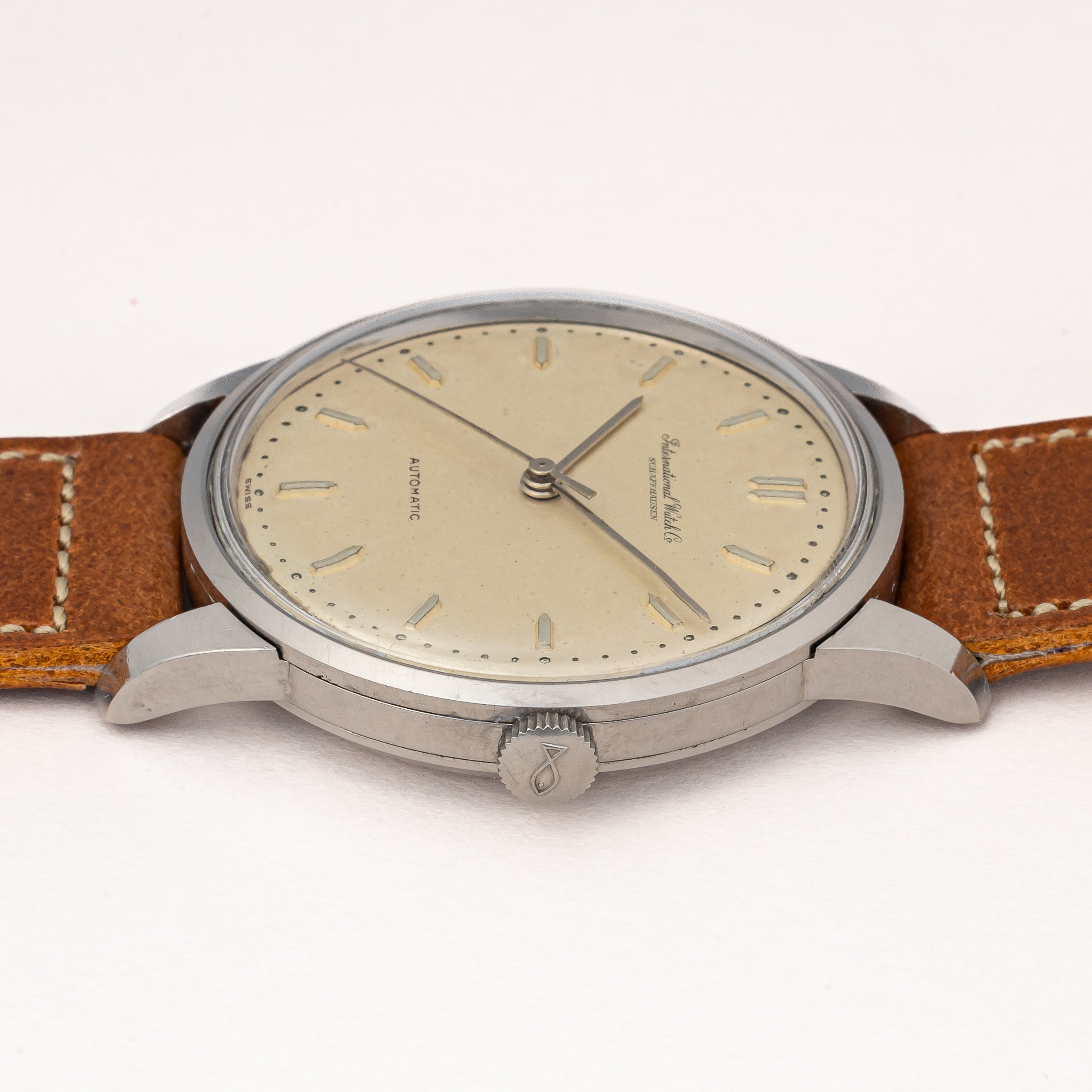 IWC ラウンドケース 1962年製 ペラトン式自動巻き Cal.853 ノンデイト お魚リューズ