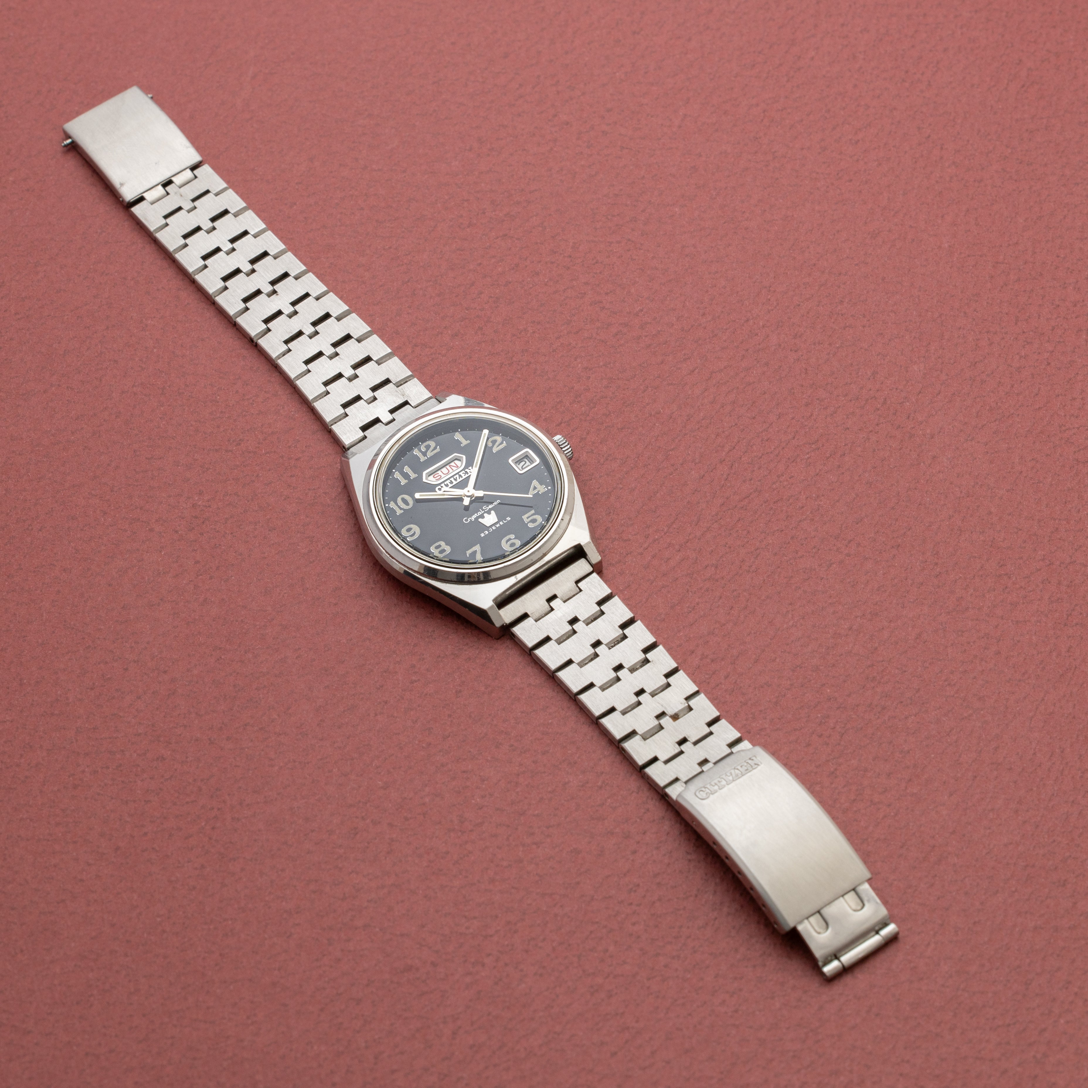 シチズン クリスタルセブン 1968年製 全数字ブラックダイヤル 箱、タグ付き