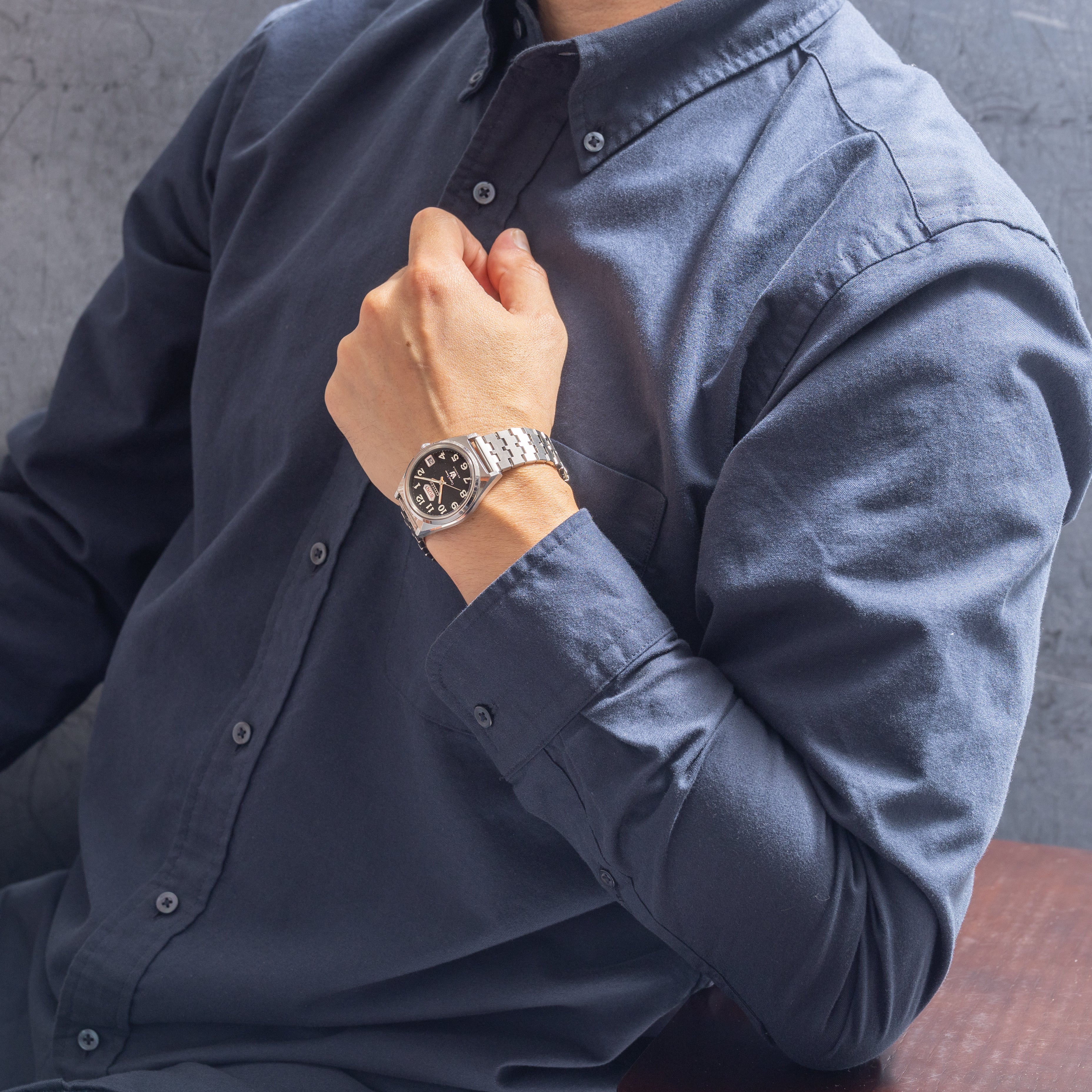 シチズン クリスタルセブン 1968年製 全数字ブラックダイヤル 箱、タグ付き