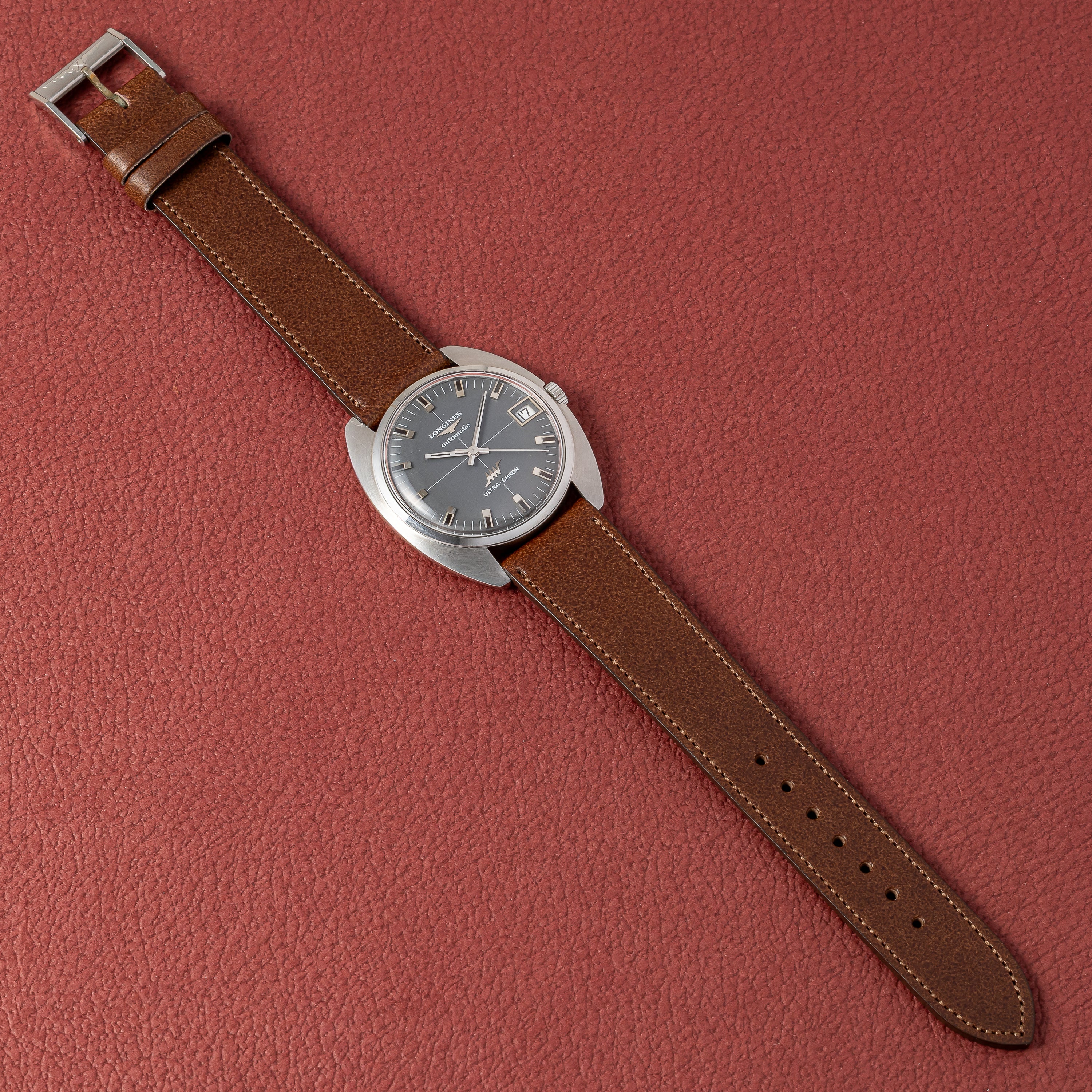 ロンジン ウルトラクロンロンジン 10振動自動巻 1969年製 クロスライン グレーダイヤル 純正尾錠付き