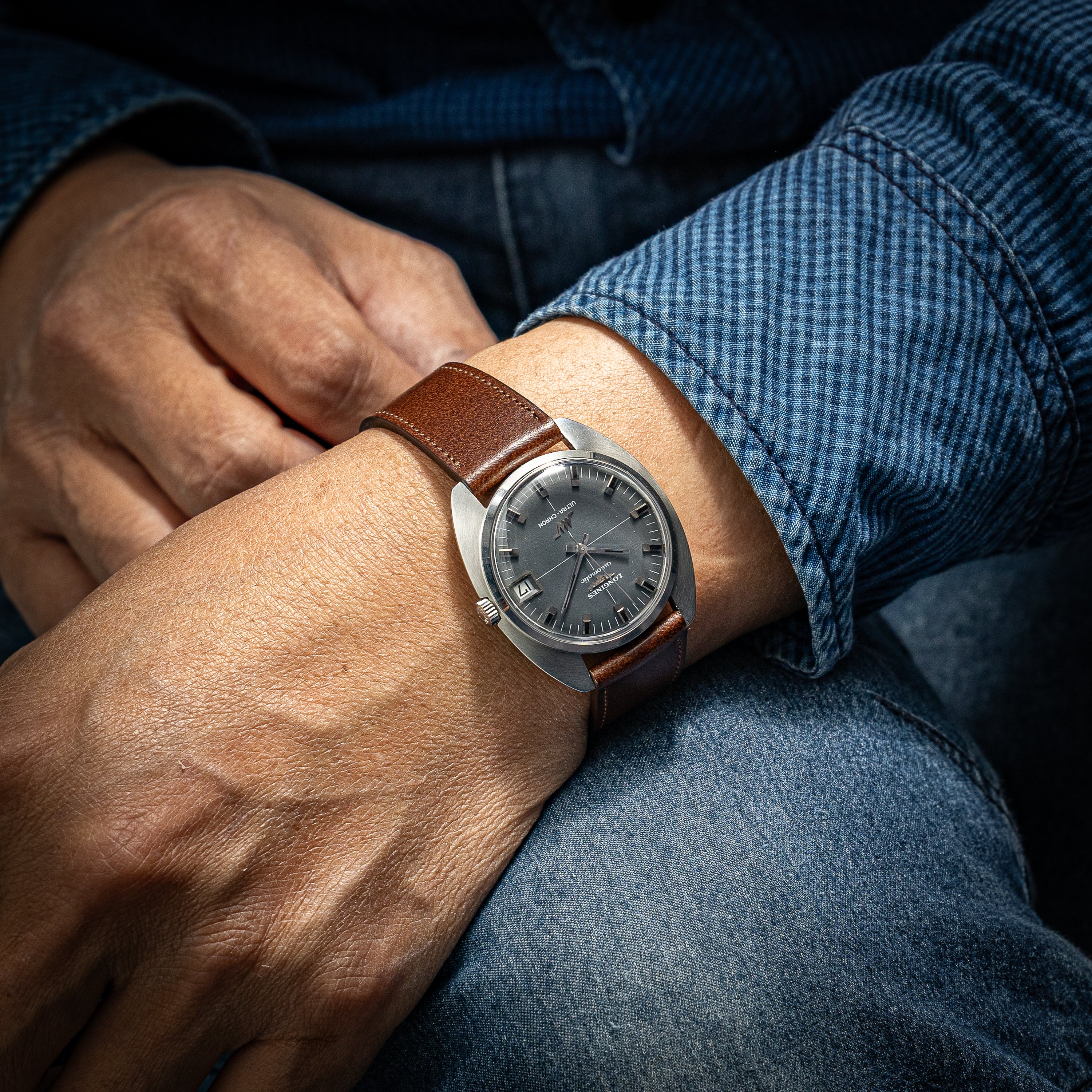 ロンジン ウルトラクロンロンジン 10振動自動巻 1969年製 クロスライン グレーダイヤル 純正尾錠付き