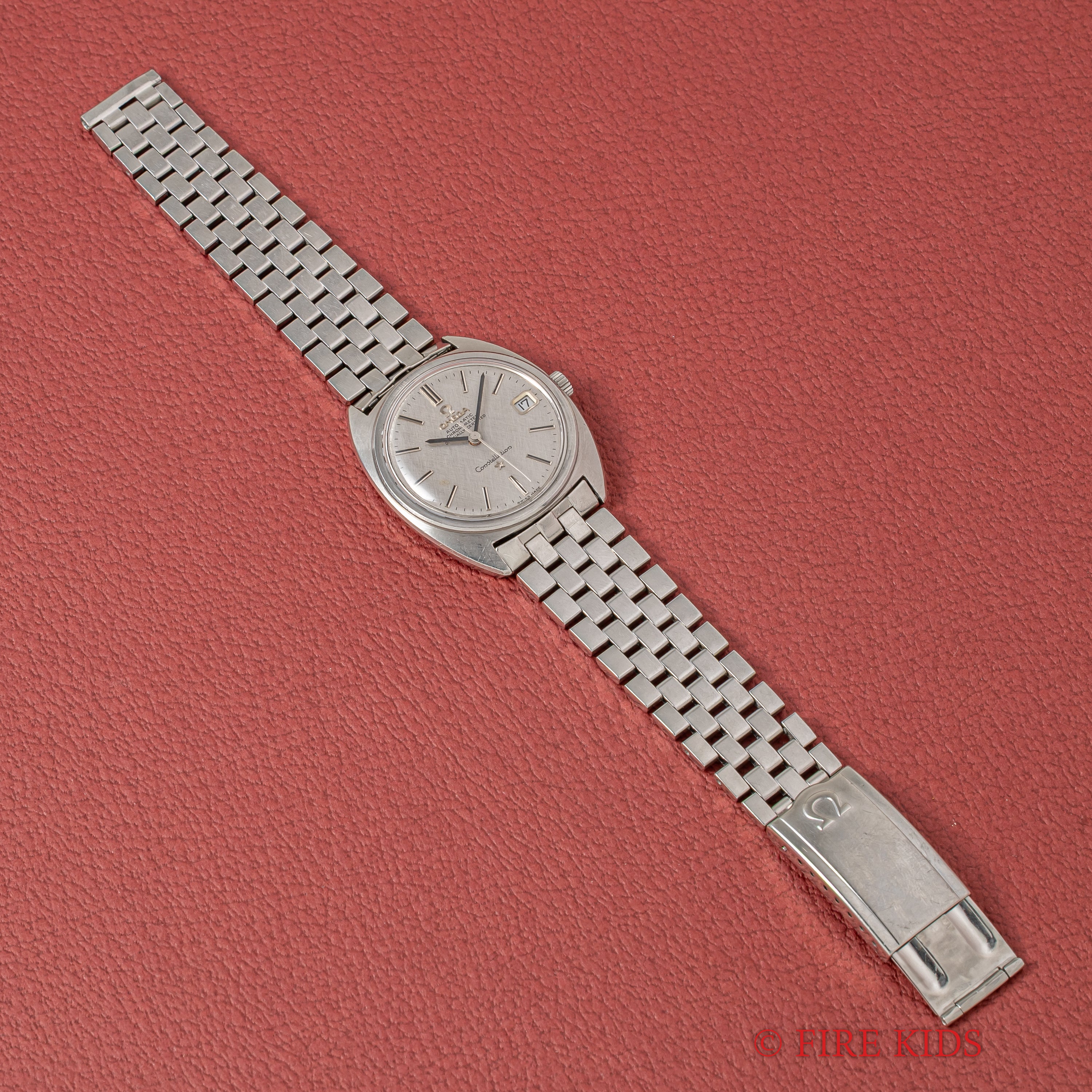 オメガ コンステレーション 1969年製 Ref.168.017 ジェンタ前期型 リネンダイヤル クロノメーター自動巻 純正ブレス