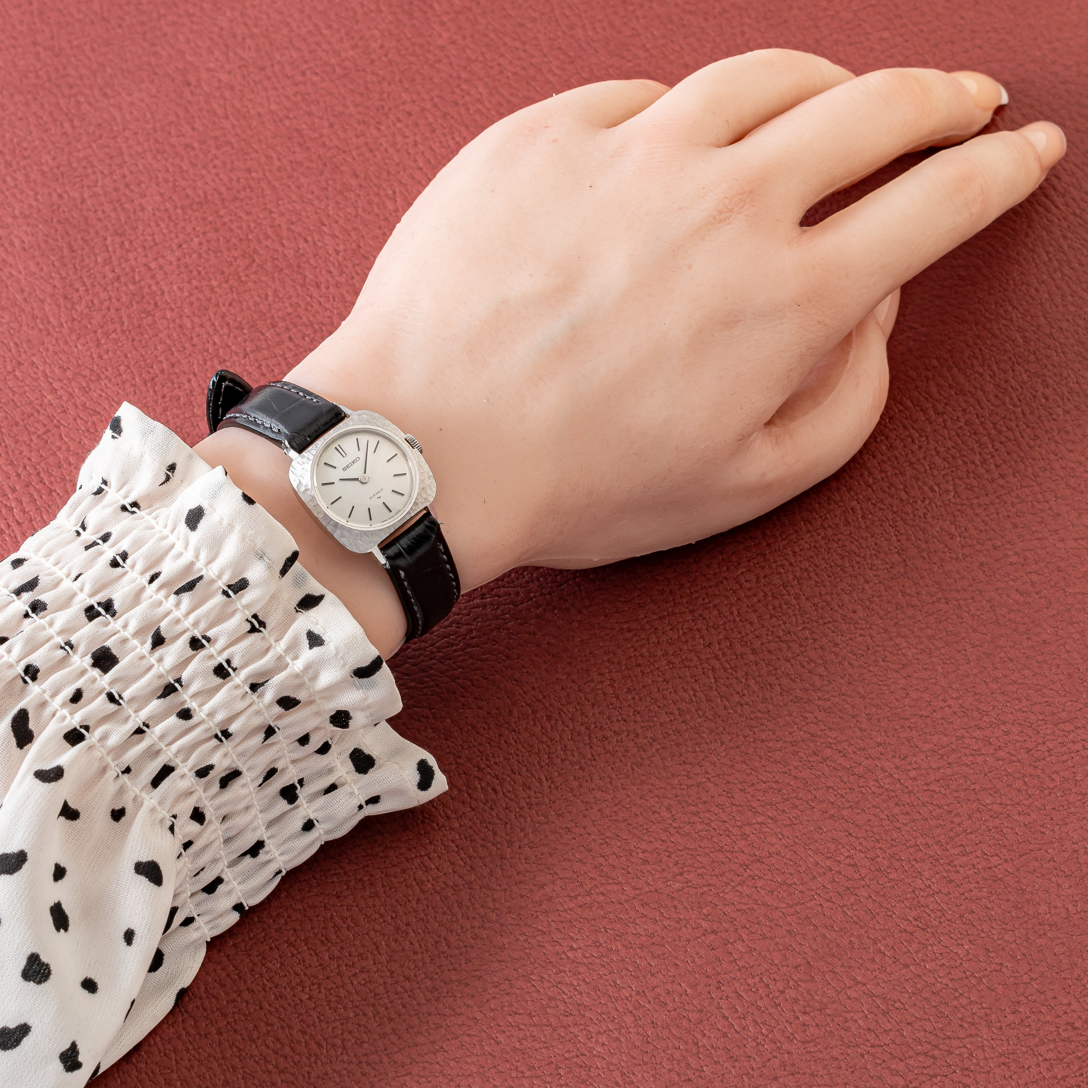 セイコー レディース 1969年製 Ref.2559-3050 14Kホワイトゴールド クッションケース