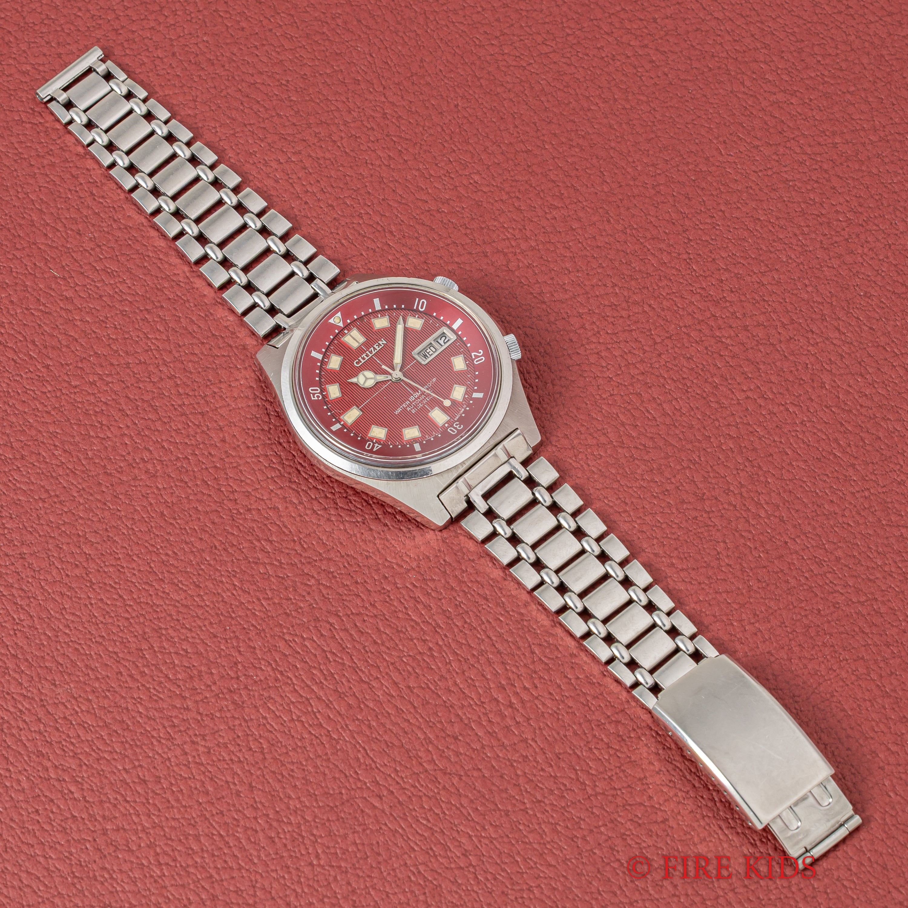 シチズン セブンスター レッドダイヤル 1969年製 ダイバーズウオッチ デイデイト 純正ブレス