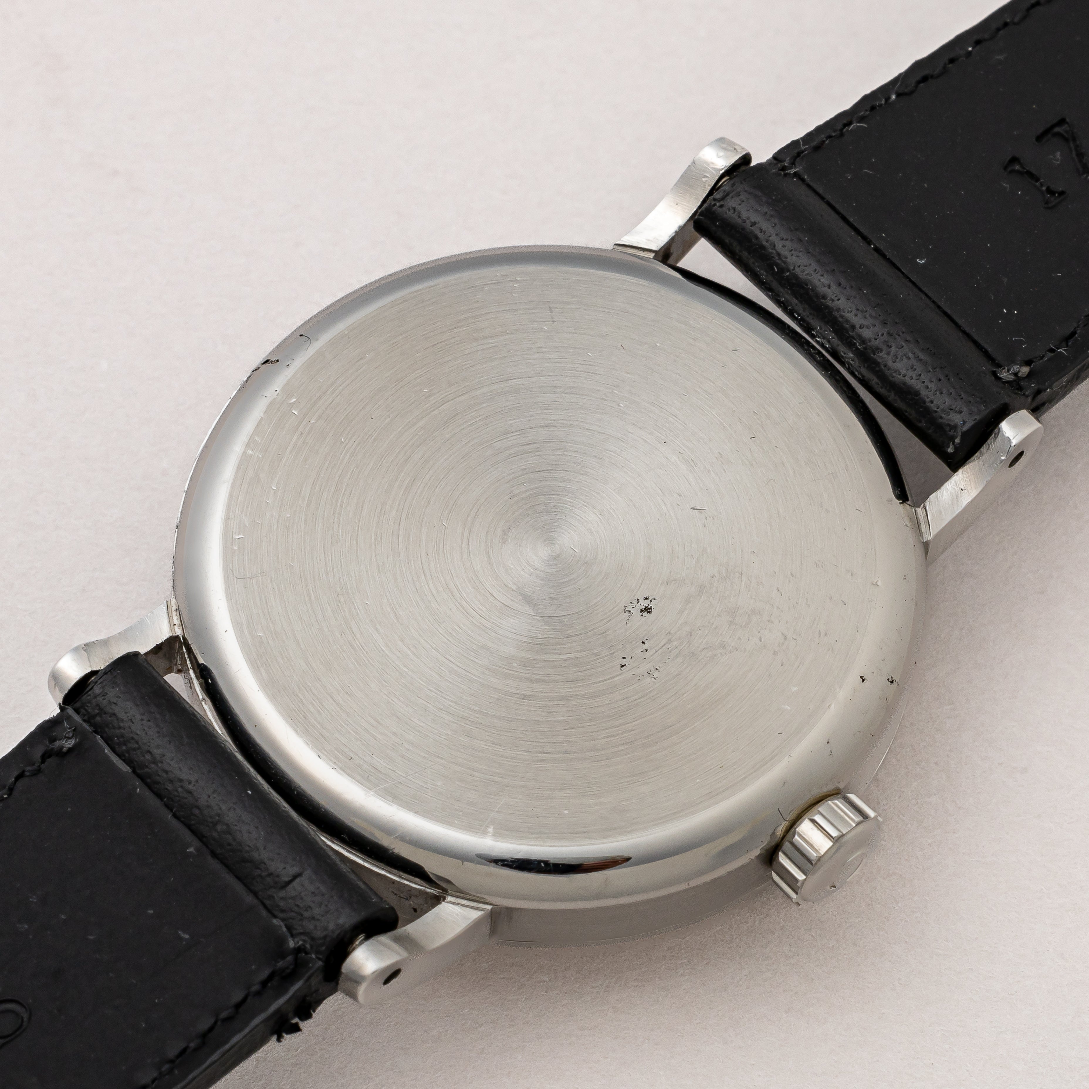 オメガ 30mmキャリバー クロノメーター 1944~46年製 Ref.2364-3 Cal.30T2RG 純正尾錠付き