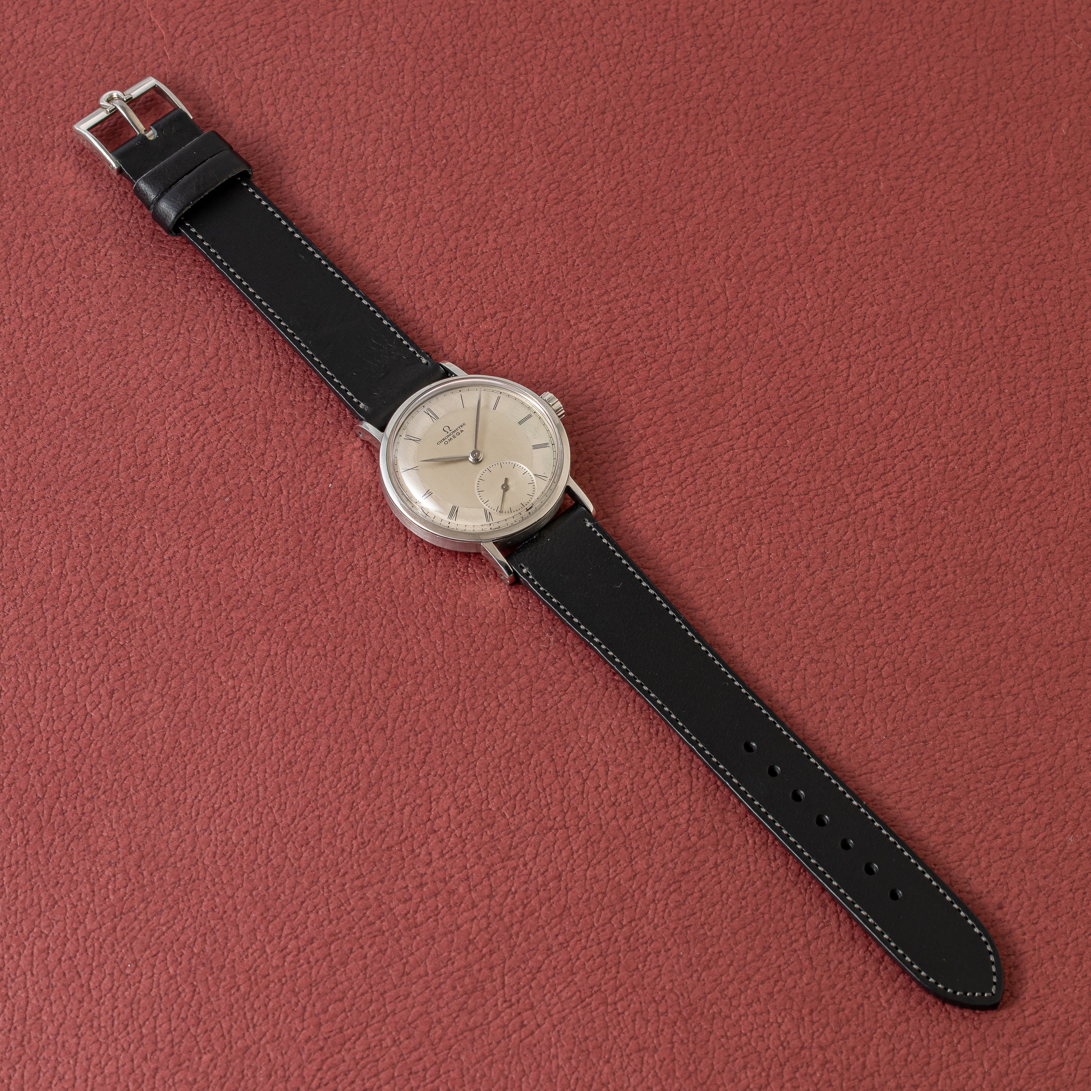 オメガ 30mmキャリバー クロノメーター 1944~46年製 Ref.2364-3 Cal.30T2RG 純正尾錠付き