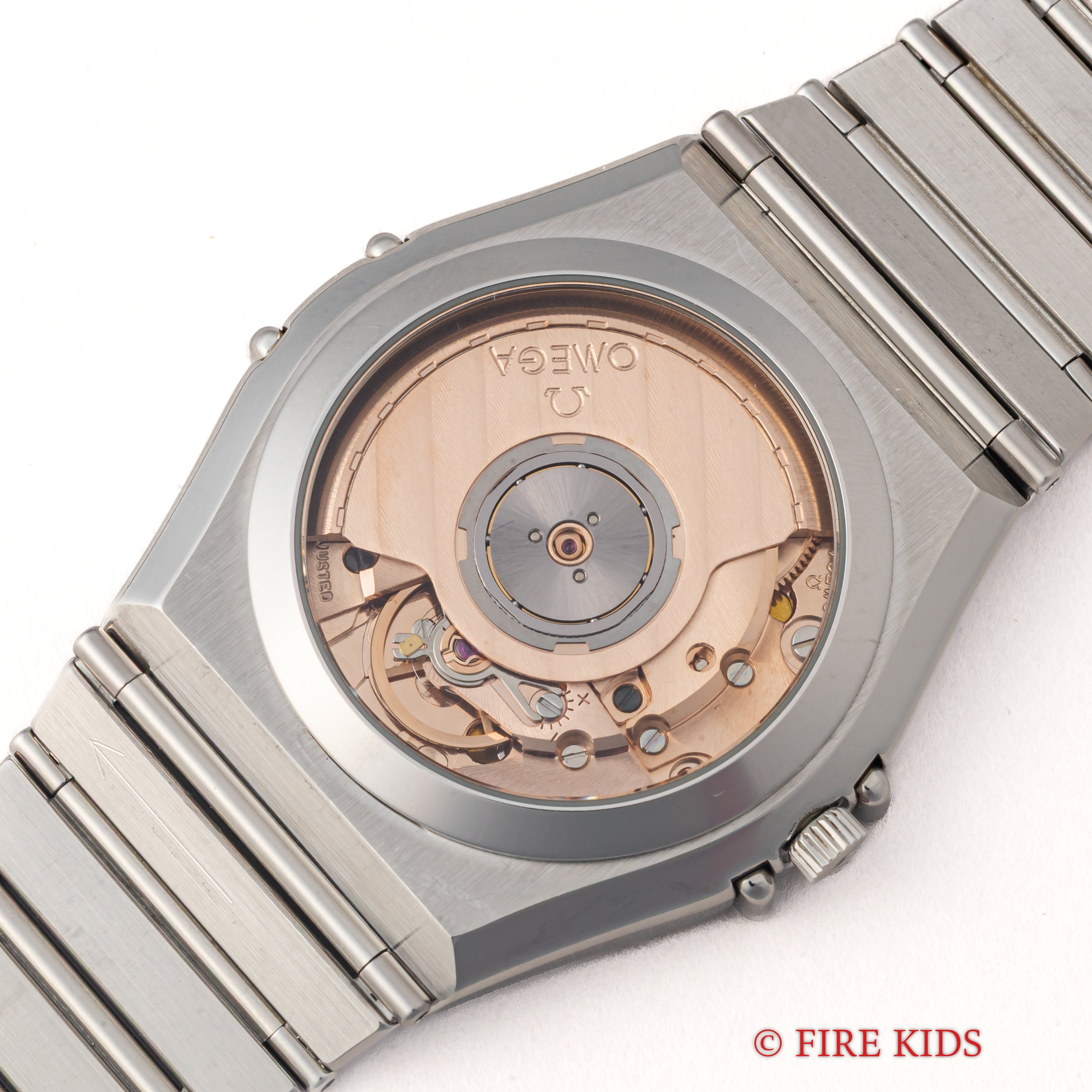 オメガ コンステレーション 1984年製 自動巻き クロノメーター シルバーダイヤル ギャラ付き