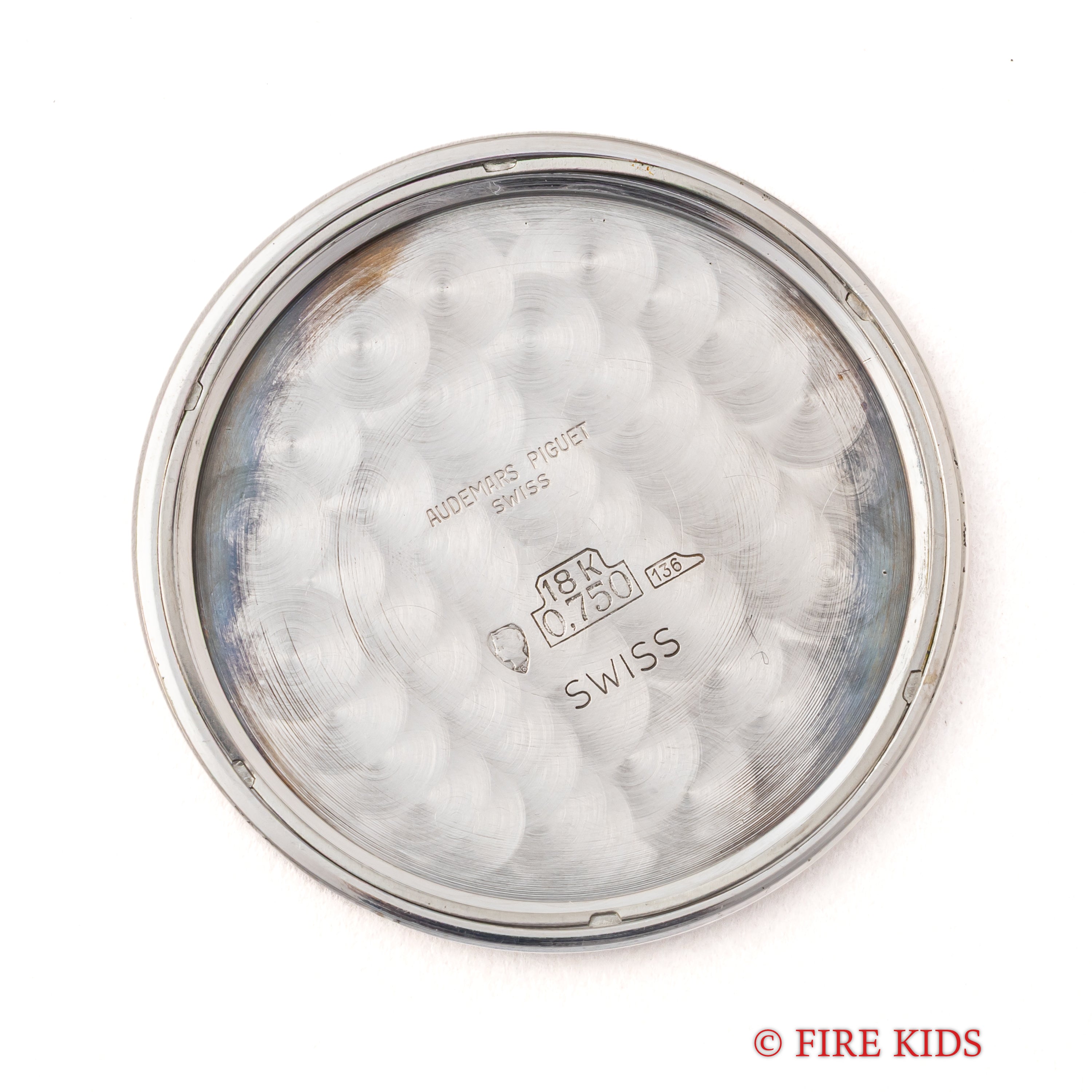 オーデマ・ピゲ ホブネイル 18金無垢ホワイトゴールド 1970年代製 自動巻 Cal.K2120 純正18KWG尾錠