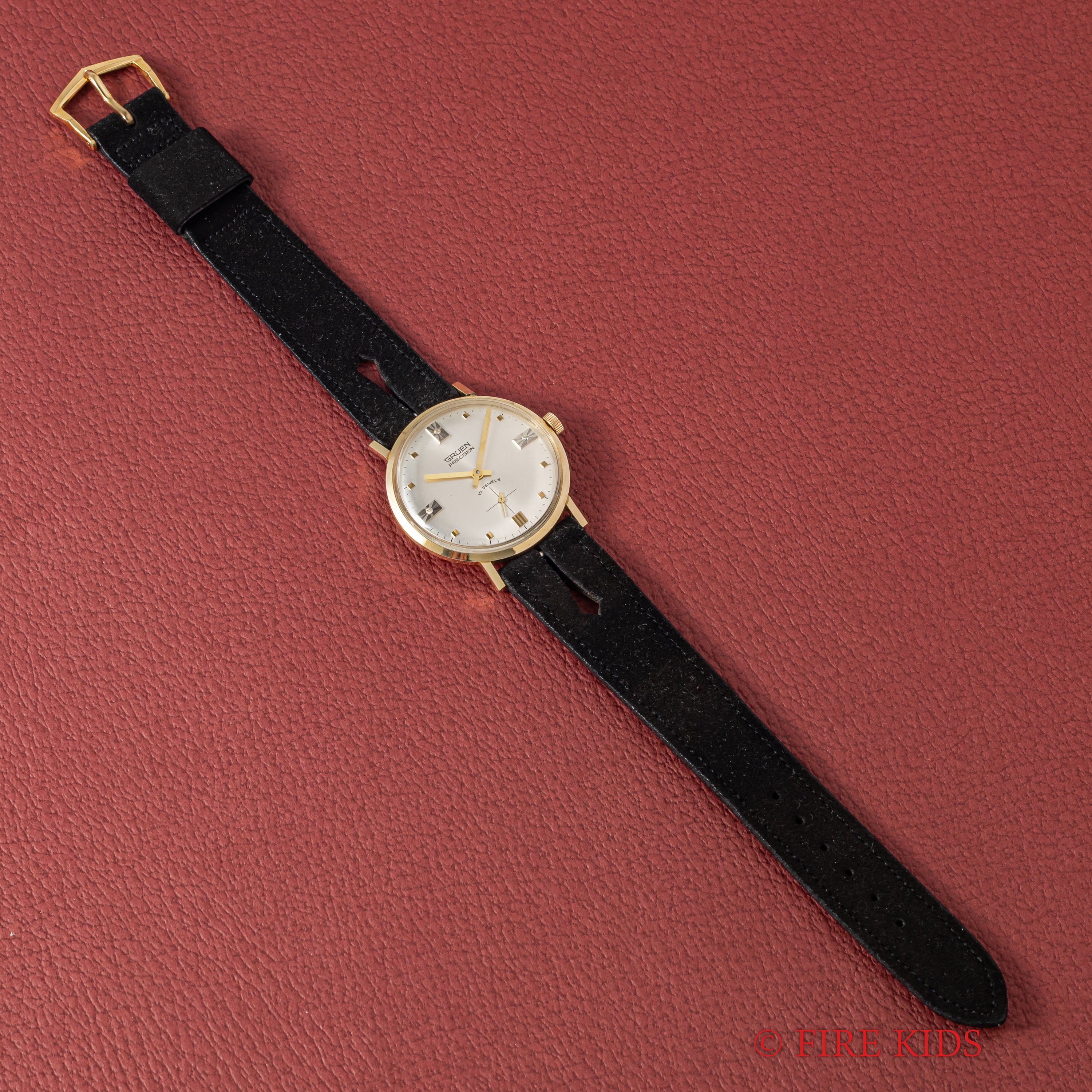 グリュエン 14金無垢イエローゴールドケース 1950年代製 3Pダイヤ 手巻き Cal.N510R