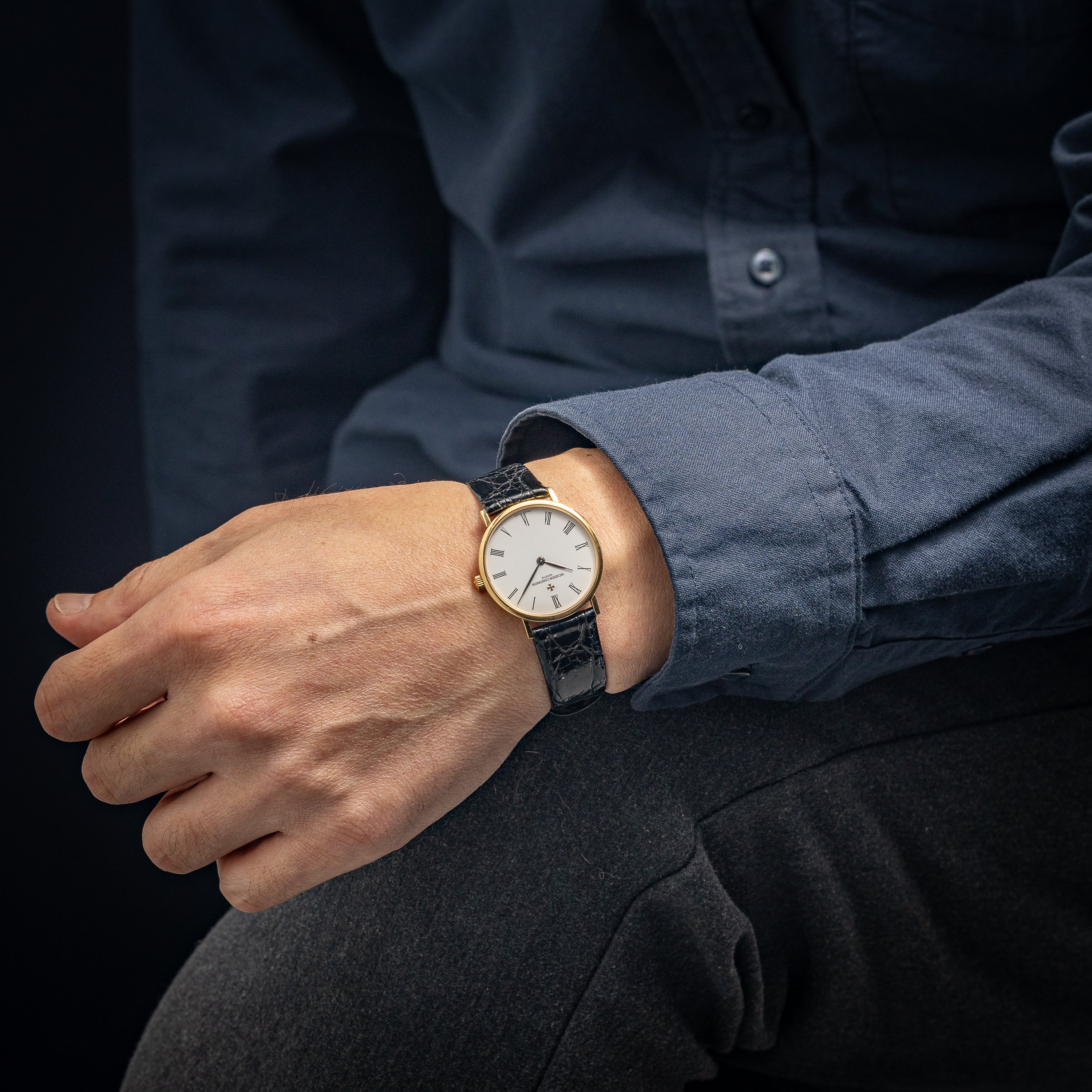 ヴァシュロン・コンスタンタン ラウンドケース 1990年代製 Ref.31039 18金イエローゴールド エッセンシャル ローマンダイヤル 箱、ギャラ付き