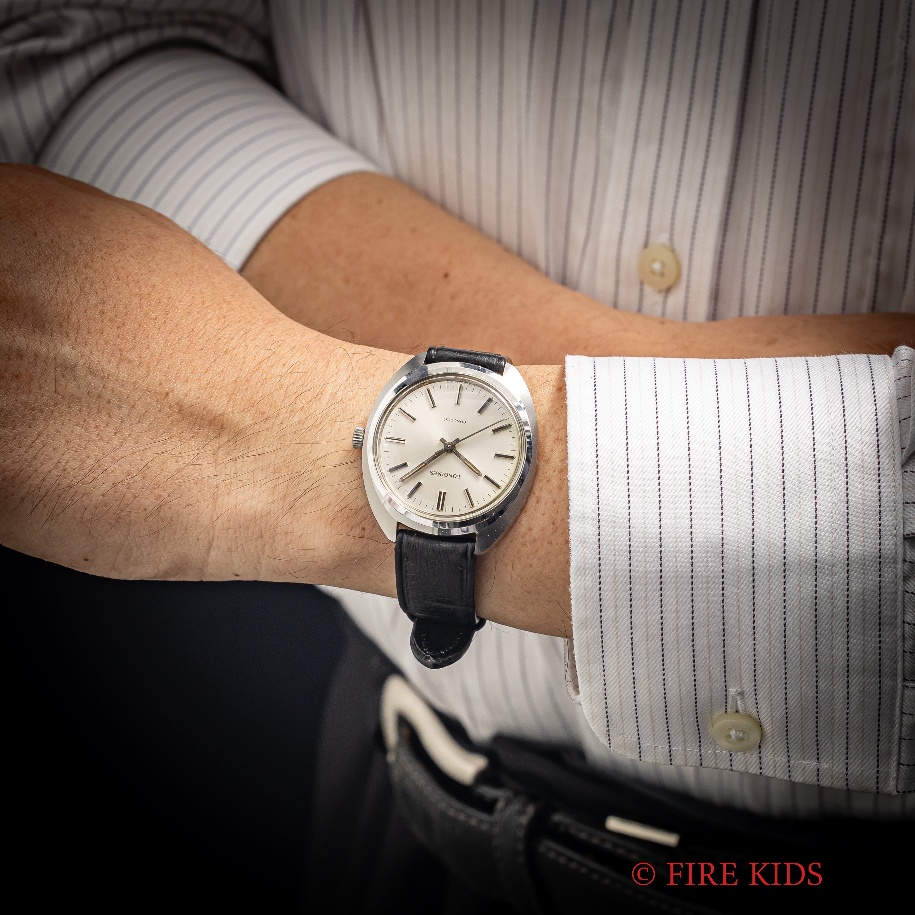 ロンジン コンクエスト 1975年販売 手巻 Cal.706 美品 箱ギャラ、オリジナルベルト尾錠付