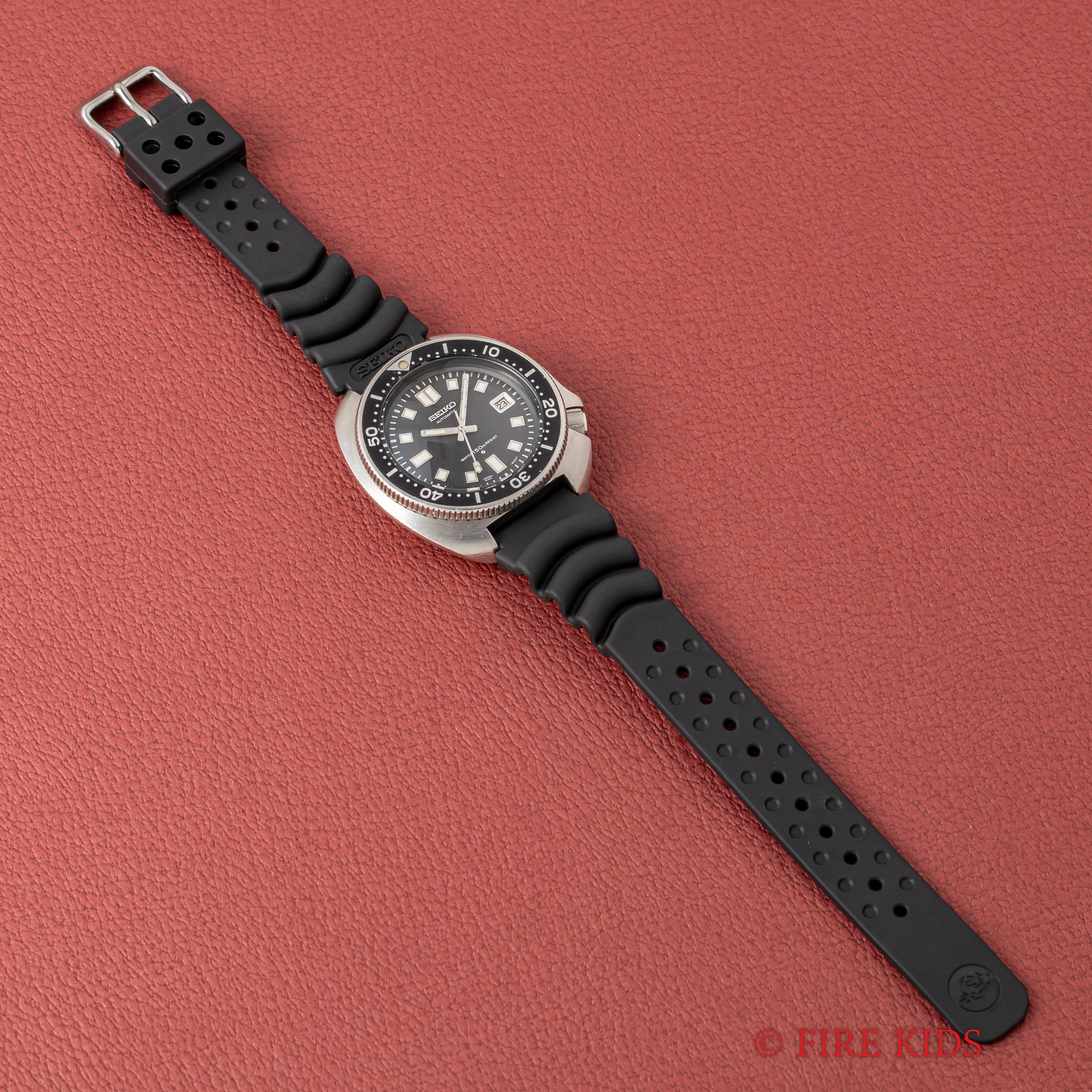 セイコー 150mダイバー 2nd後期 植村ダイバー 1975年製 自動巻き Ref.6105-8110