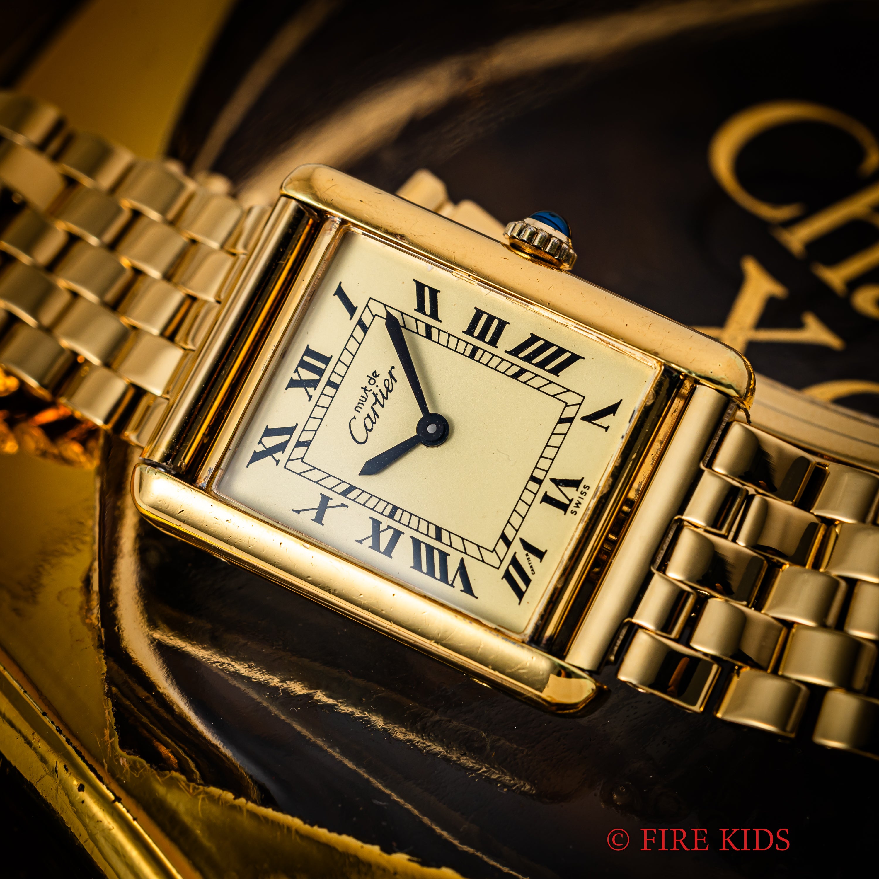 カルティエ マストタンク LMサイズ アイボリーローマン 手巻き 1980年代製 ギャランティー、冊子、ポーチ付き