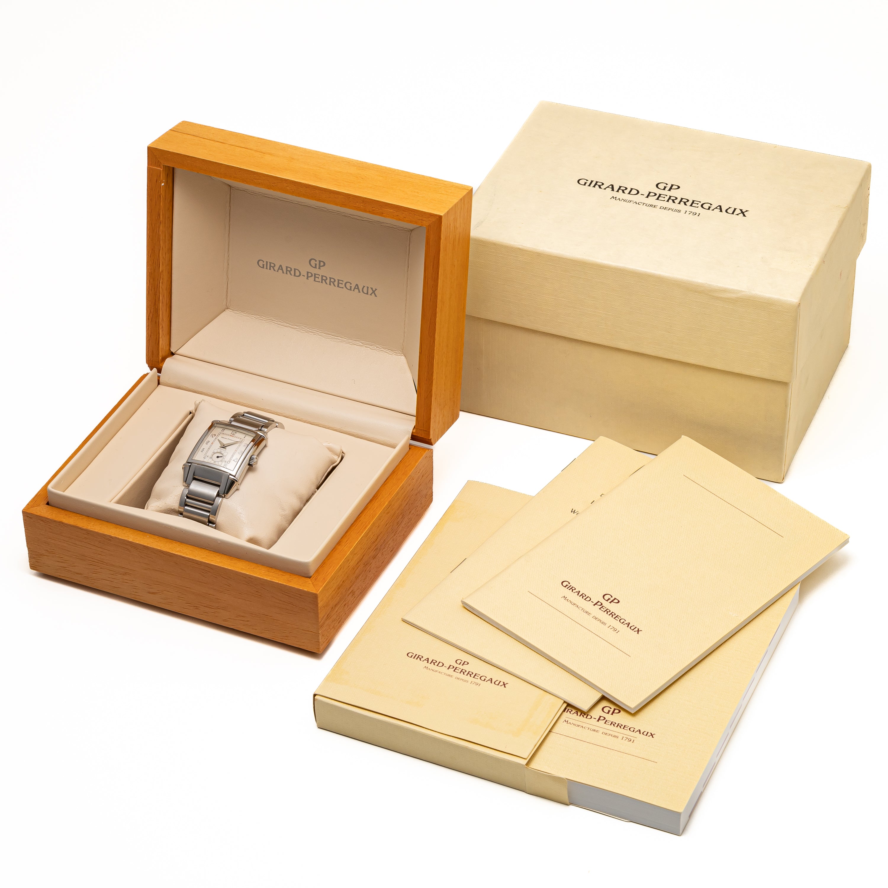 ジラール・ペルゴ ヴィンテージ1945 角型自動巻き 1990年代製 純正ステンレスブレス 箱付き