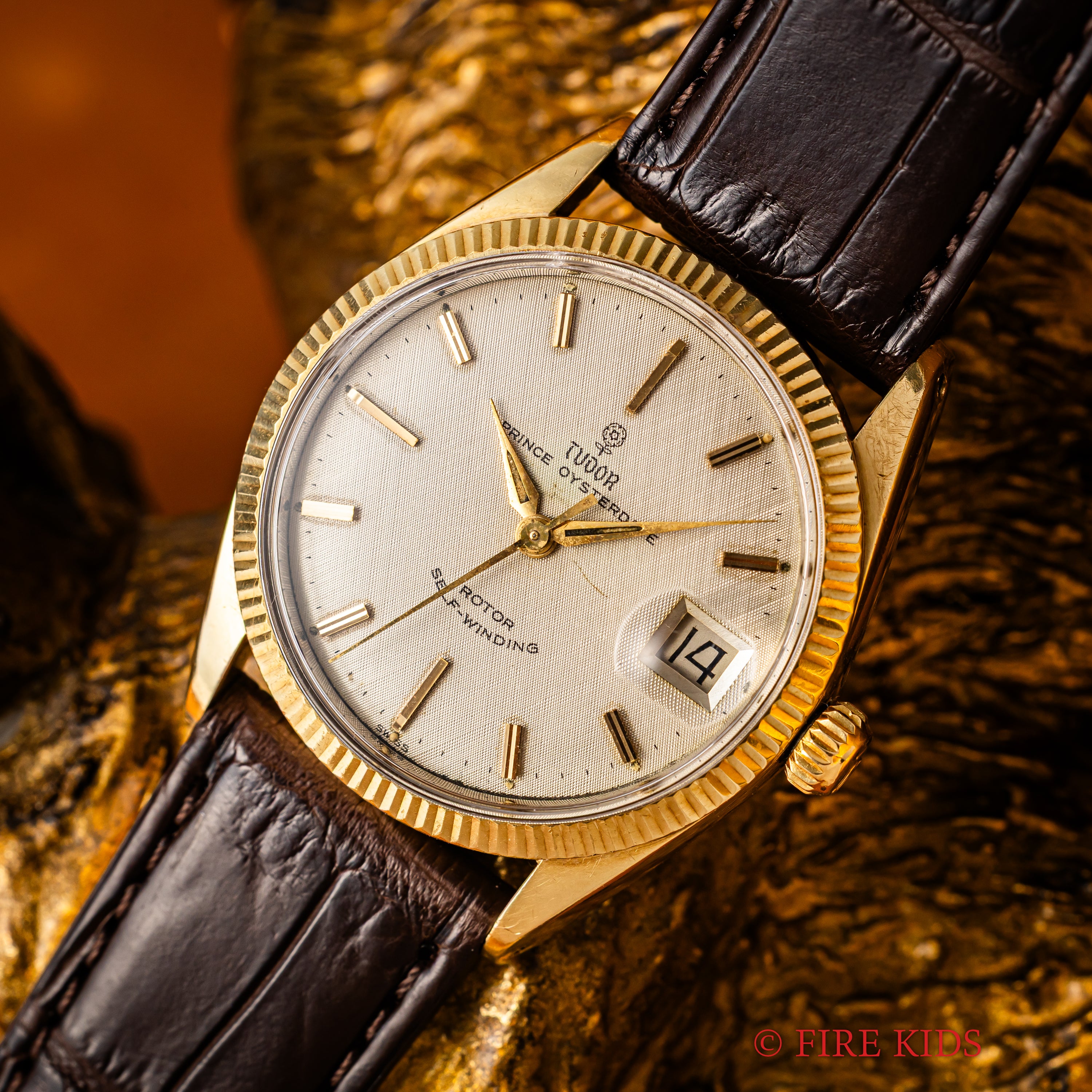 チューダー プリンスオイスターデイト 小薔薇 Ref. 7964 1963年製 王冠リューズ リネンダイヤル