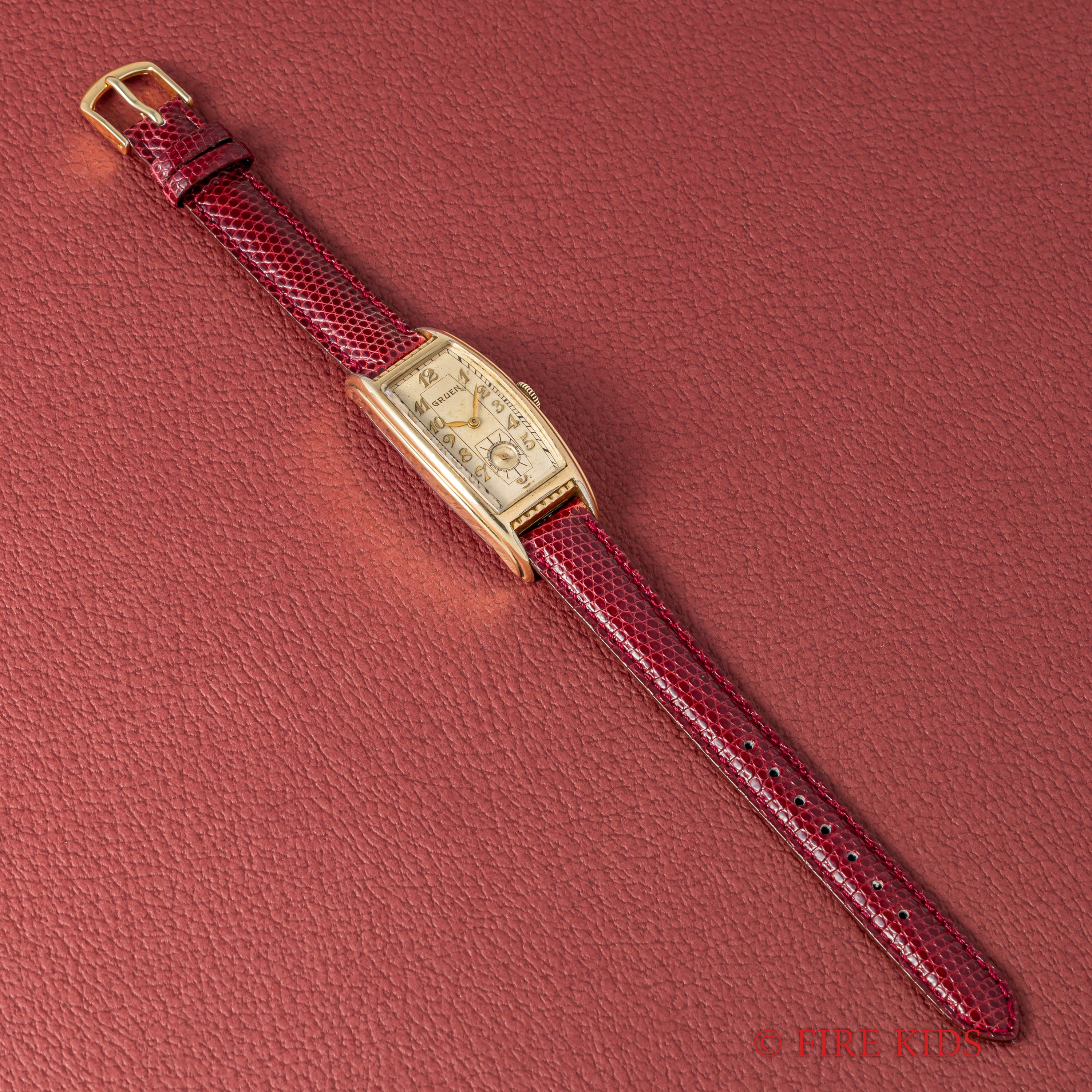 グリュエン 10KGFトノーケース 1930年代製 手巻 Cal.500 ブレゲ数字 USケース