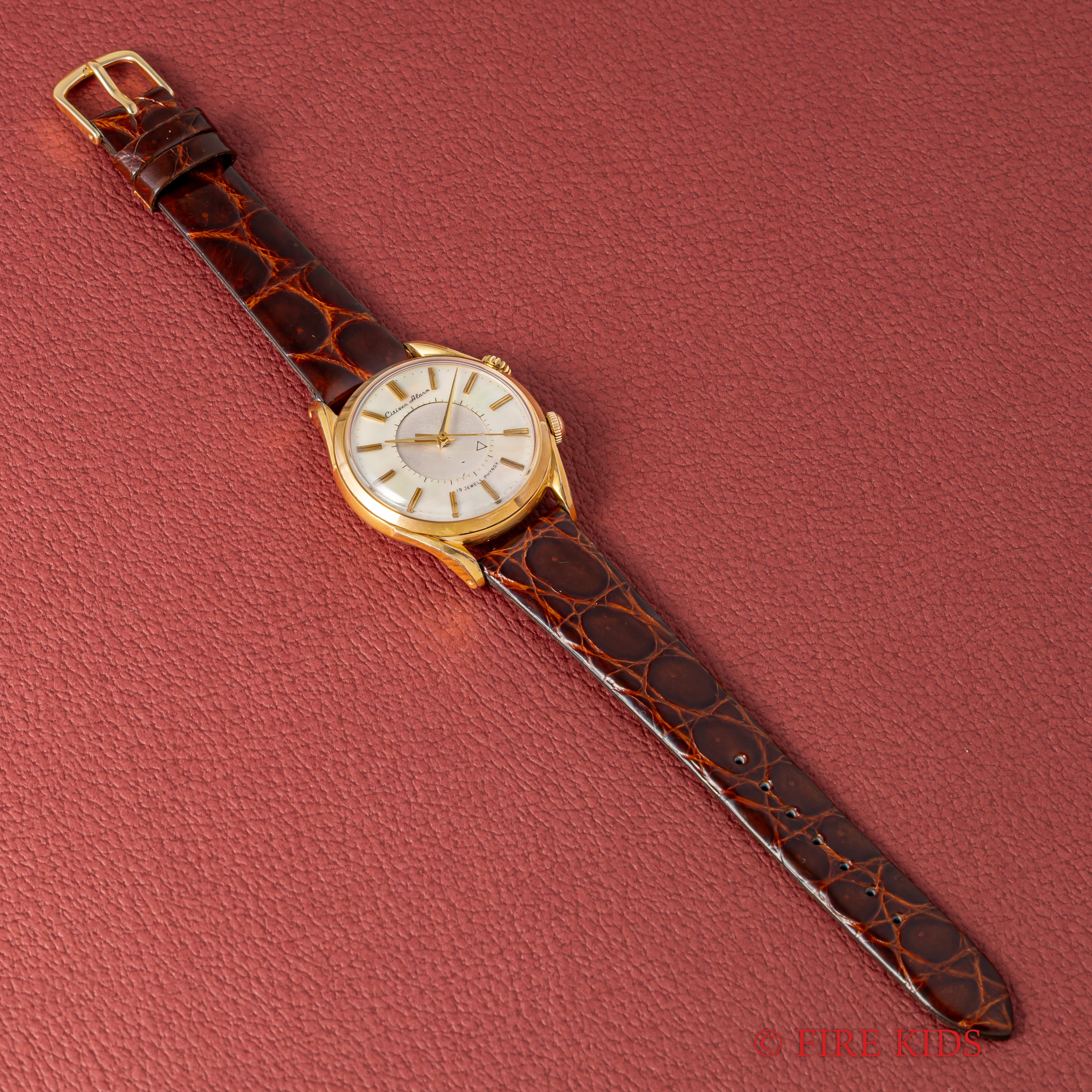 シチズン アラーム 1950年代製 金張り 手巻き シェルダイヤル ジャガールクルトフェイス