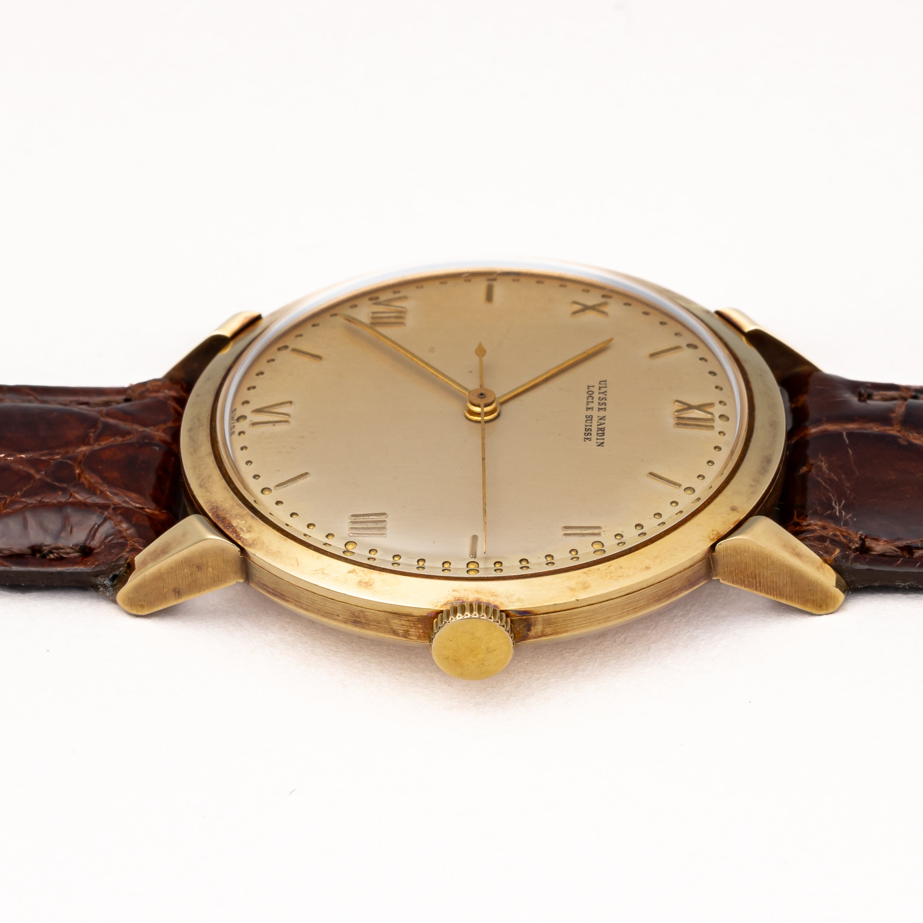 ユリスナルダン 14金無垢イエローゴールドラウンドケース 1950年代製 手巻 出車式センターセコンド
