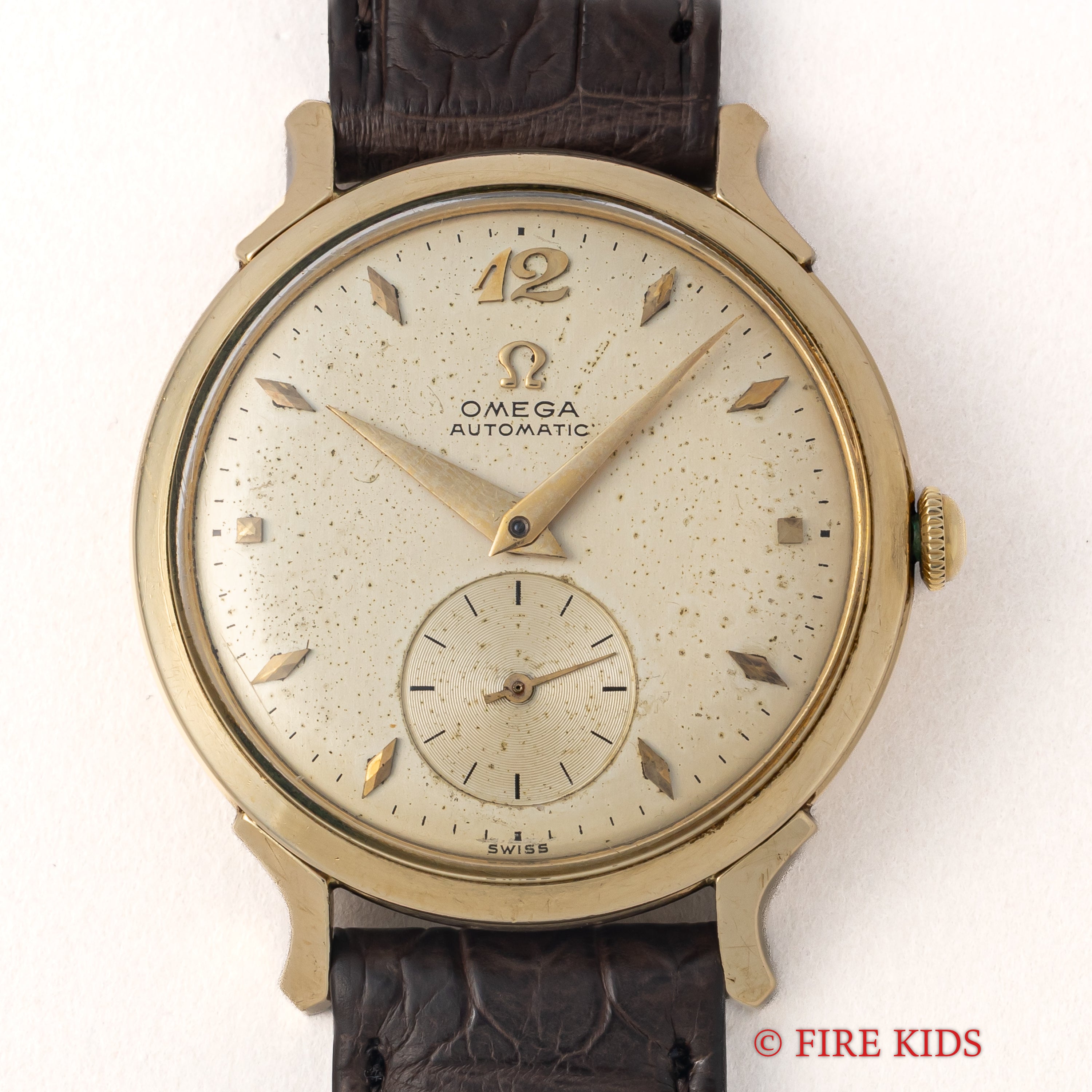 オメガ バンパー式スモールセコンド自動巻 1952年製 14金張り Cal.344 USケース