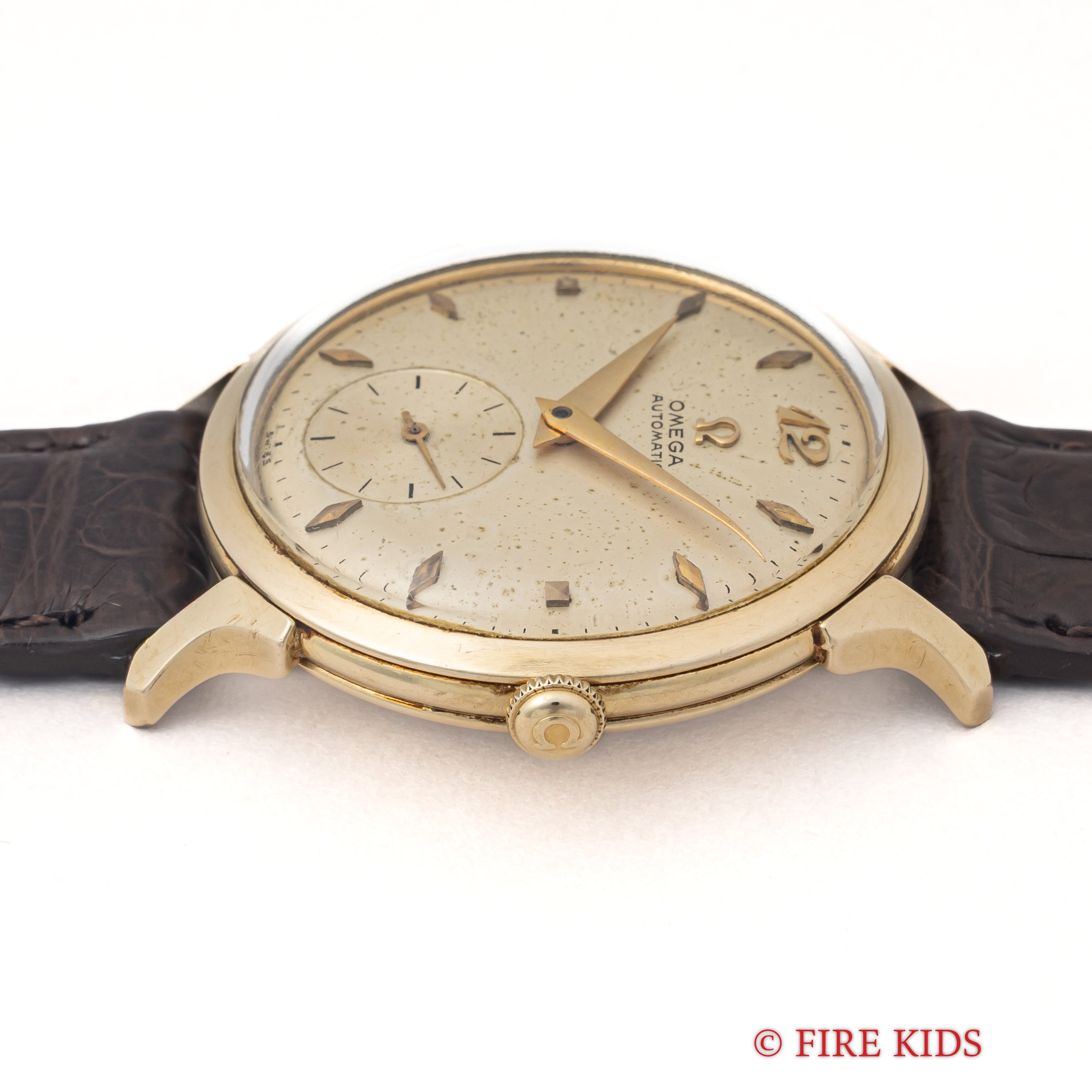 オメガ バンパー式スモールセコンド自動巻 1952年製 14金張り Cal.344 USケース