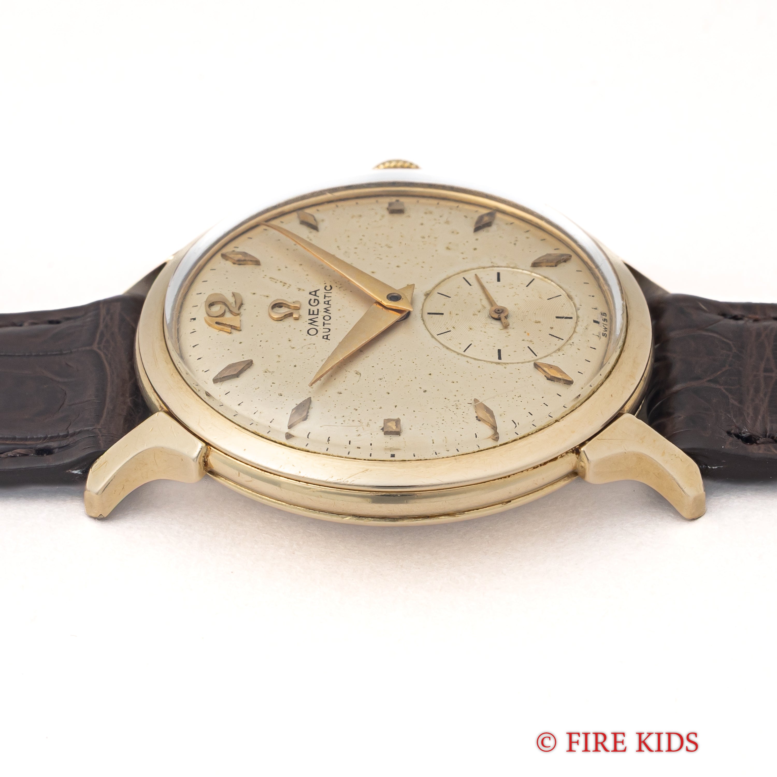 オメガ バンパー式スモールセコンド自動巻 1952年製 14金張り Cal.344 USケース