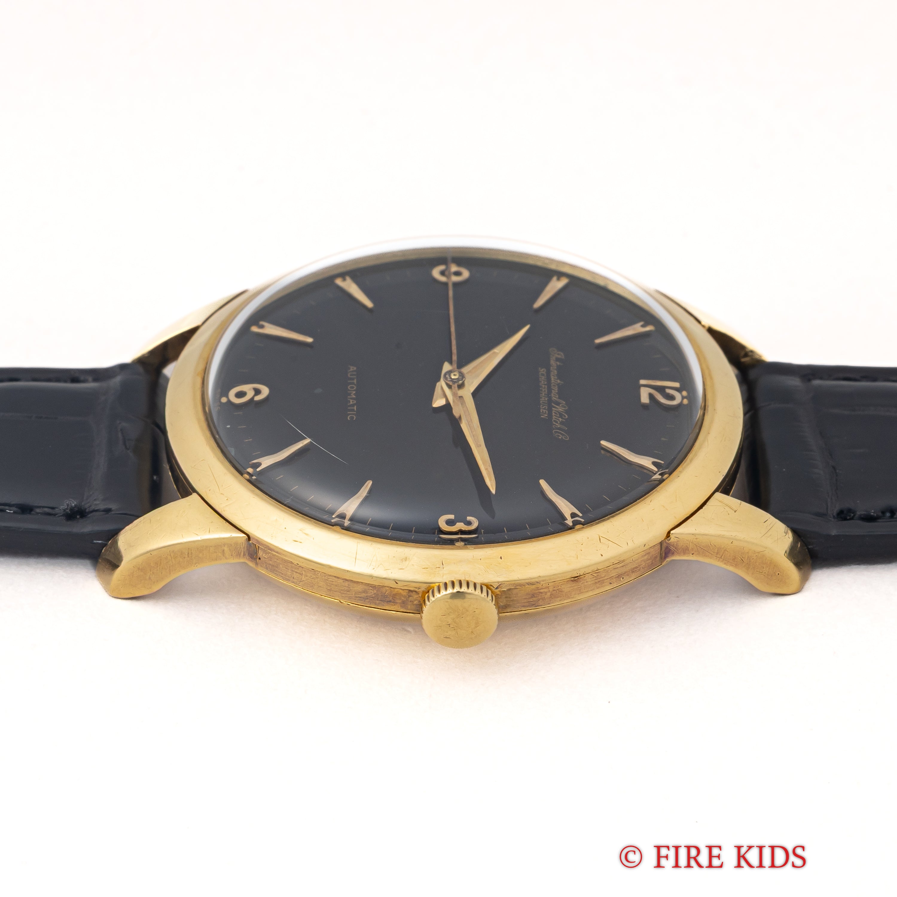 IWC 18金無垢ラウンドケース 1954年製 ブラックミラーダイヤル ペラトン式自動巻Cal.852