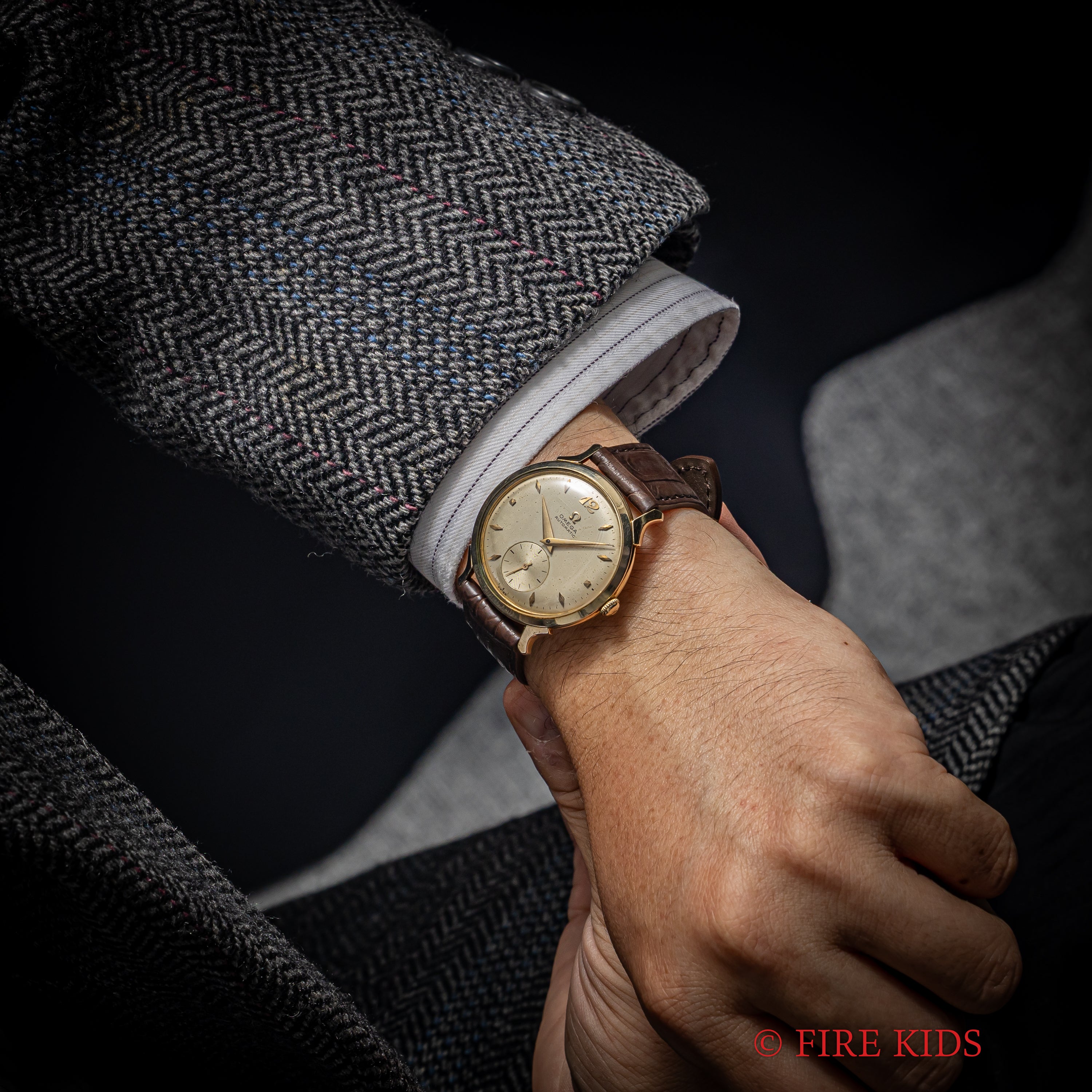 オメガ バンパー式スモールセコンド自動巻 1952年製 14金張り Cal.344 USケース