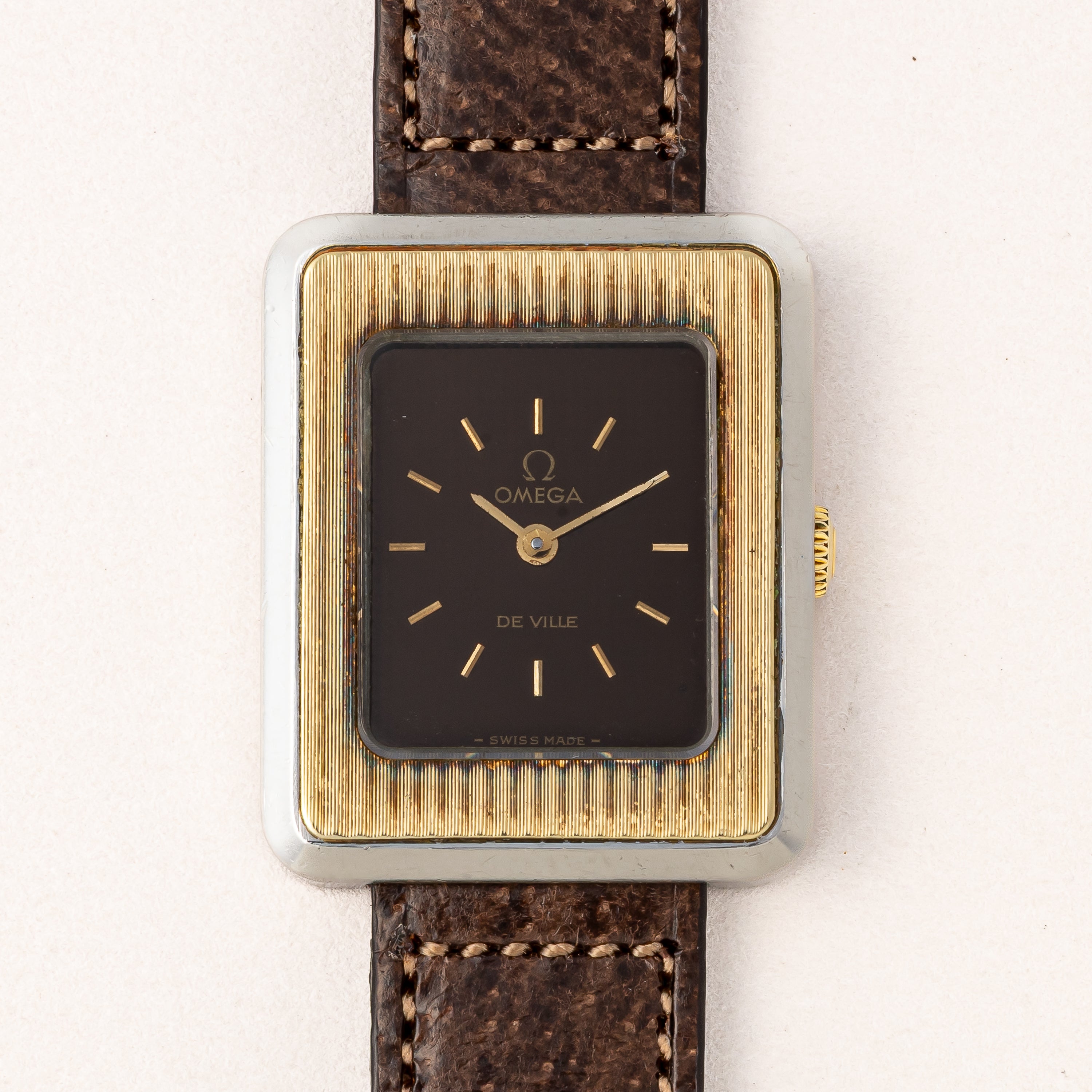 オメガ デ・ヴィル レディース レクタンギュラー コンビ 1978年製 ボルドーダイヤル