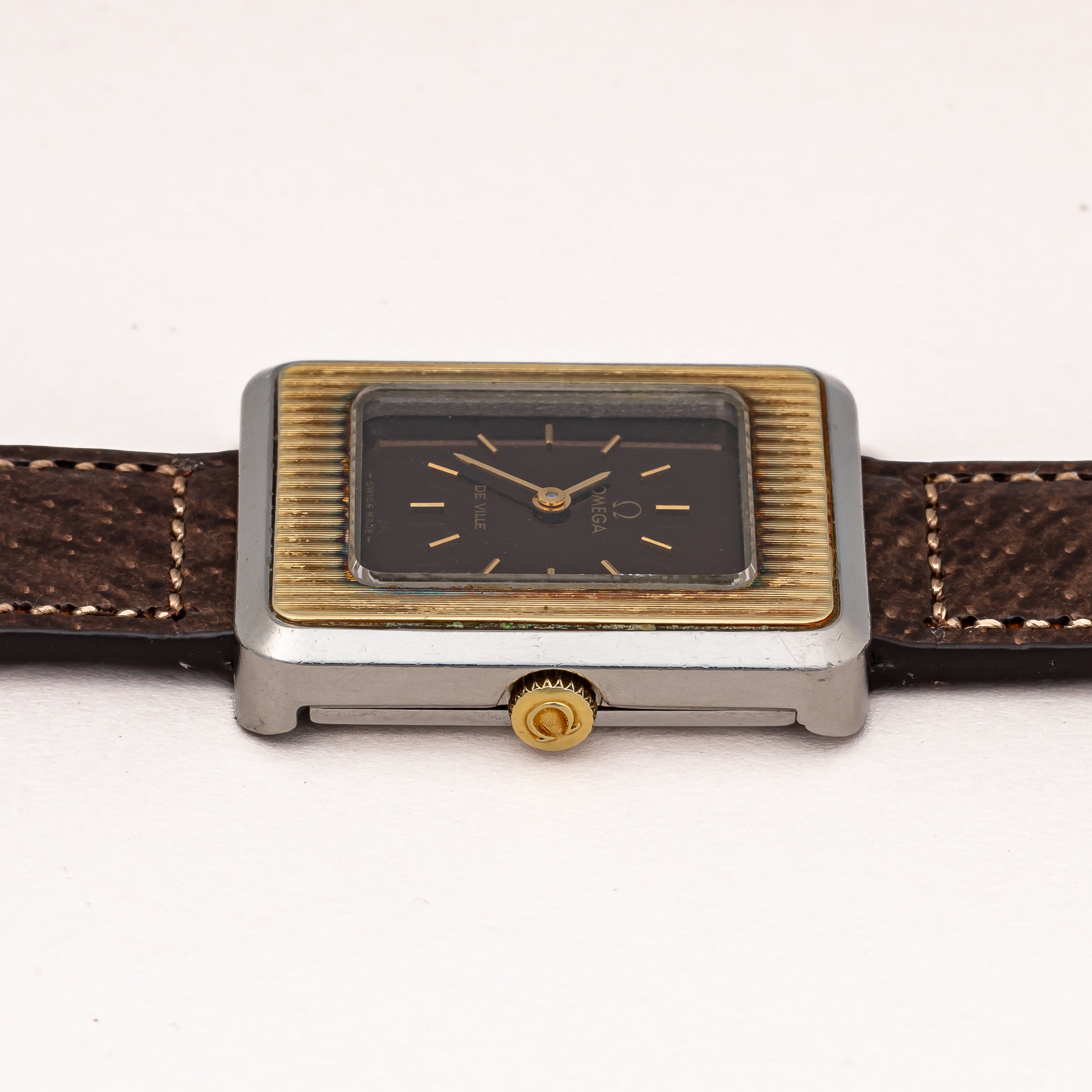 オメガ デ・ヴィル レディース レクタンギュラー コンビ 1978年製 ボルドーダイヤル