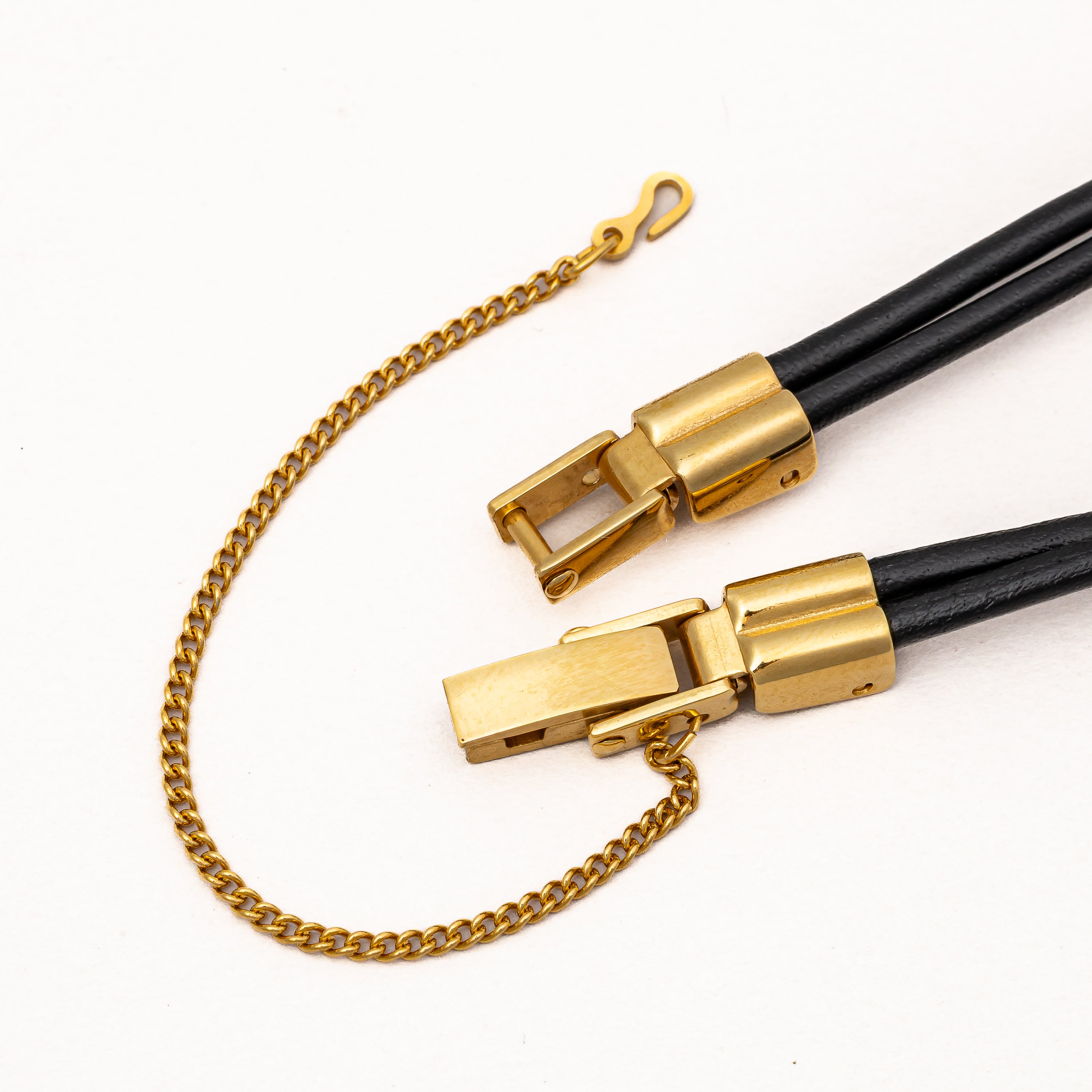 チューダー 18金無垢レディースウォッチ 1960年代製 小バラロゴ 王冠リューズ