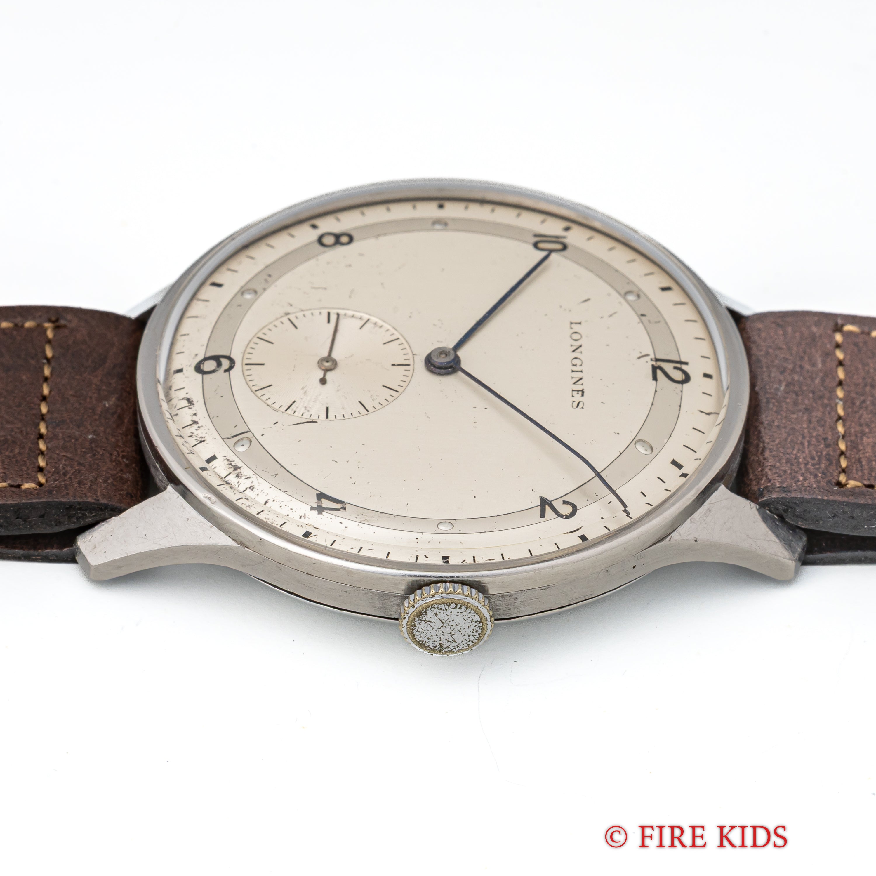 ロンジン 37㎜ビッグケース 1947年製 スモールセコンド手巻 Cal.12.68Z 飛びアラビアブルズアイダイヤル