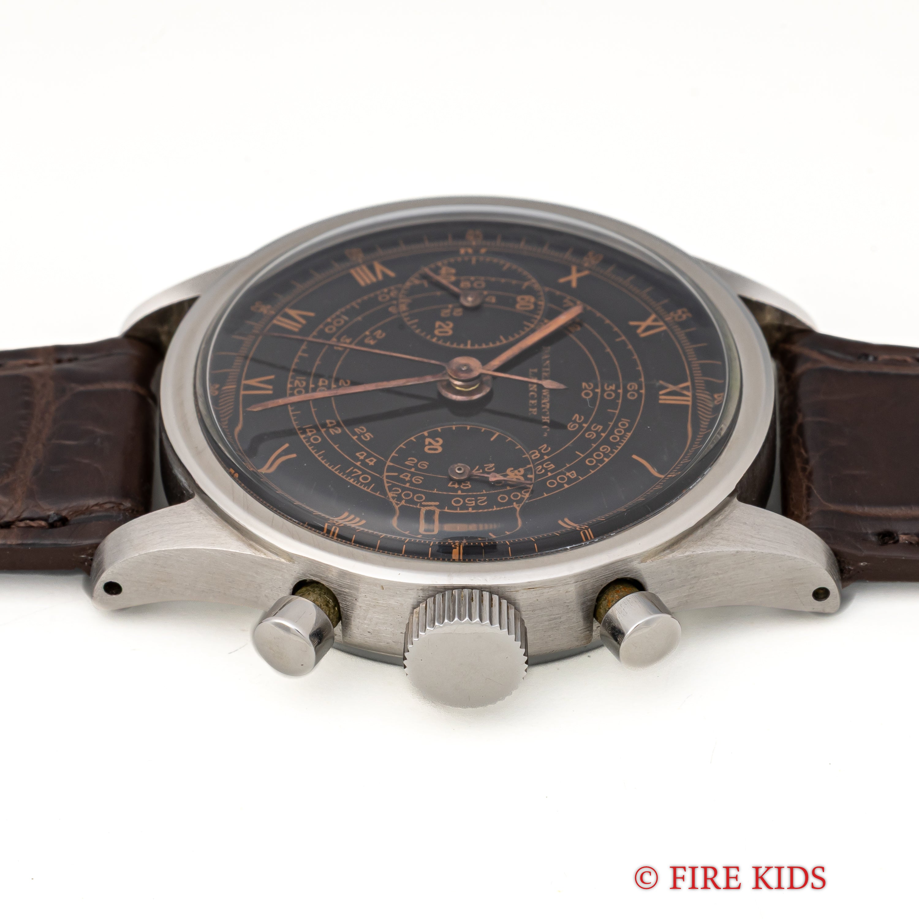 Daniel Watch Co. LANCER クロノグラフ ブラックミラー文字盤 1940年代製 スネイルタキメーター ランデロンムーブ