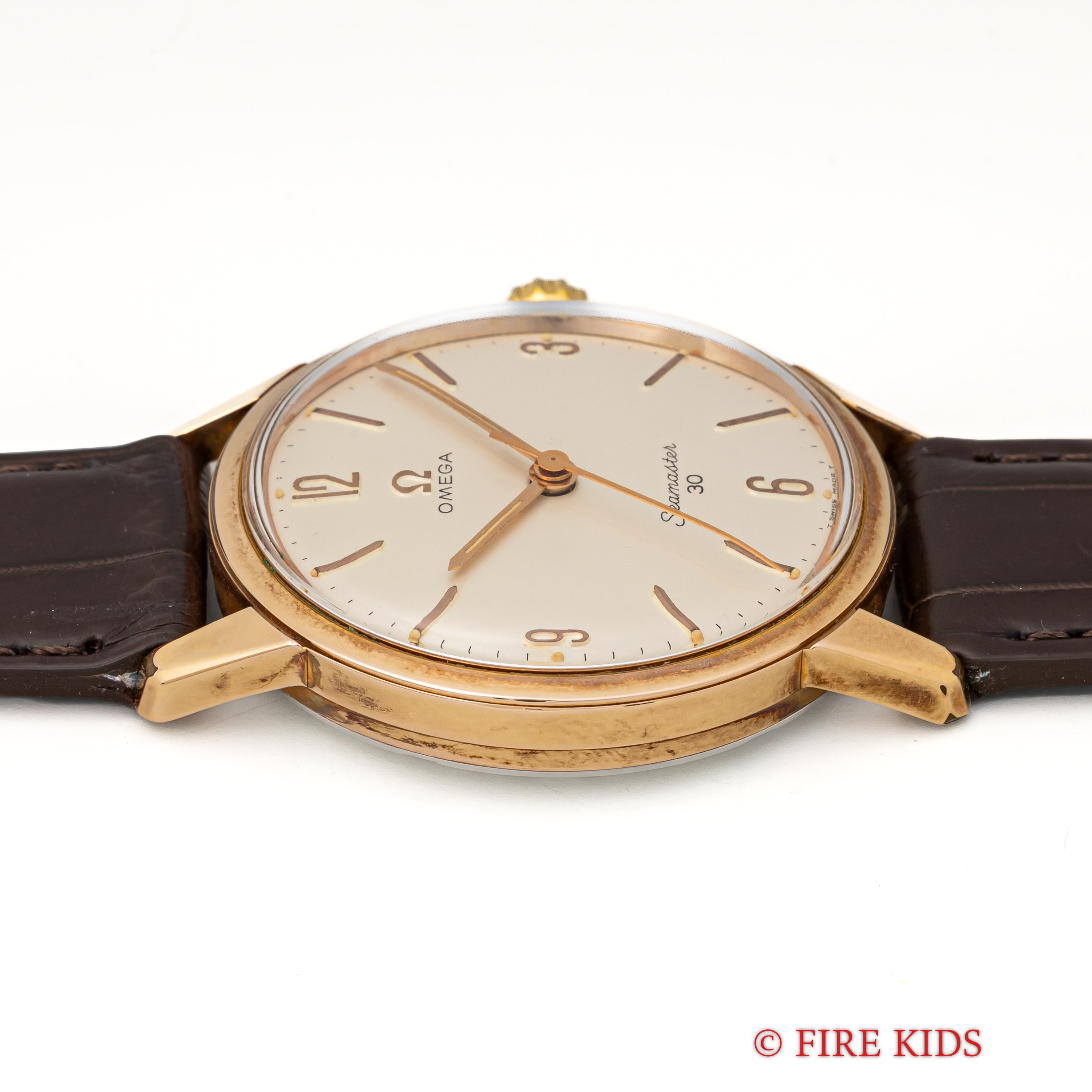 オメガ シーマスター30 1963年製 金張りケース Cal.286 手巻き Ref.135.007-63