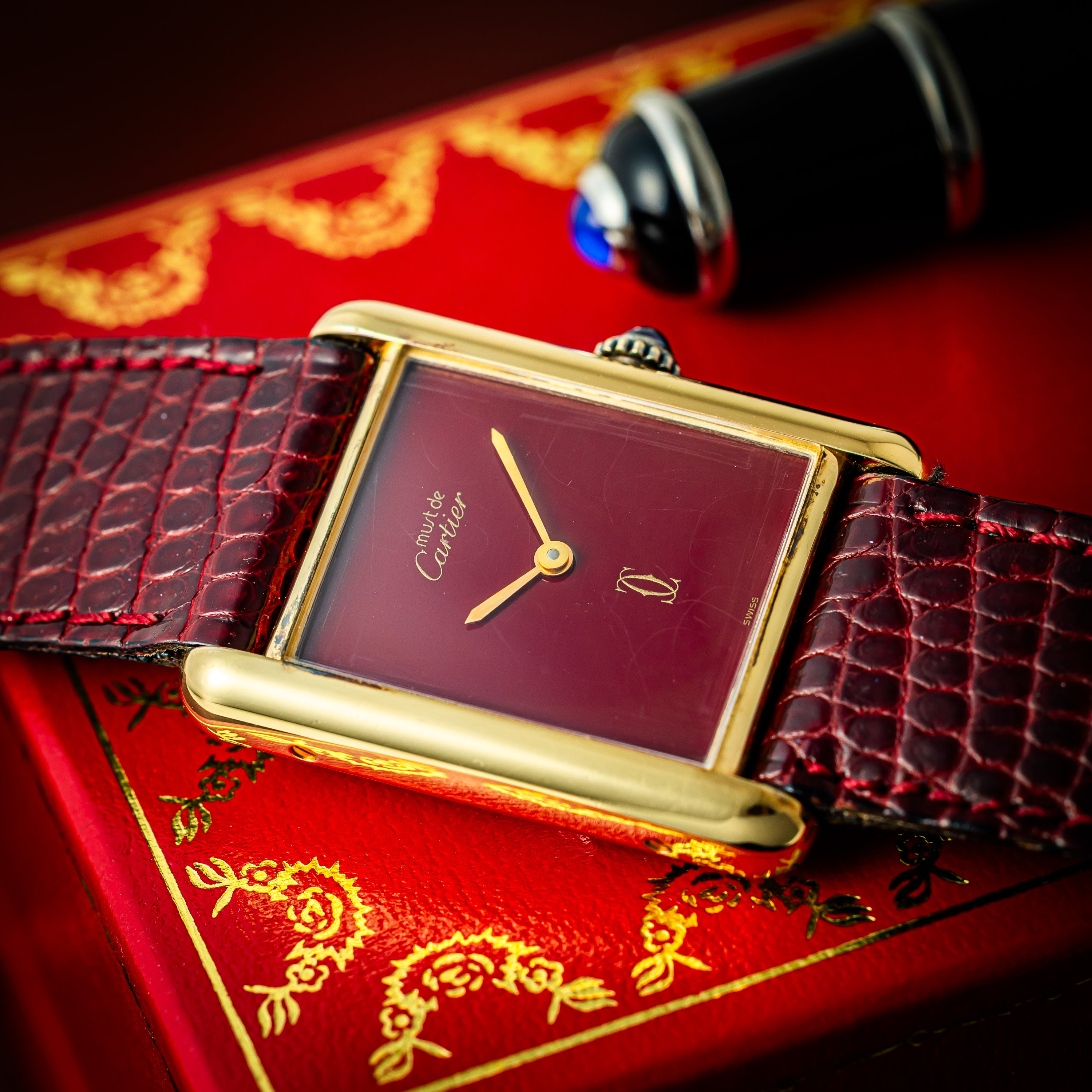 カルティエ マストタンク 1983年保証書 LMサイズ 手巻き ボルドーダイヤル 箱、ギャラ、純正尾錠付き