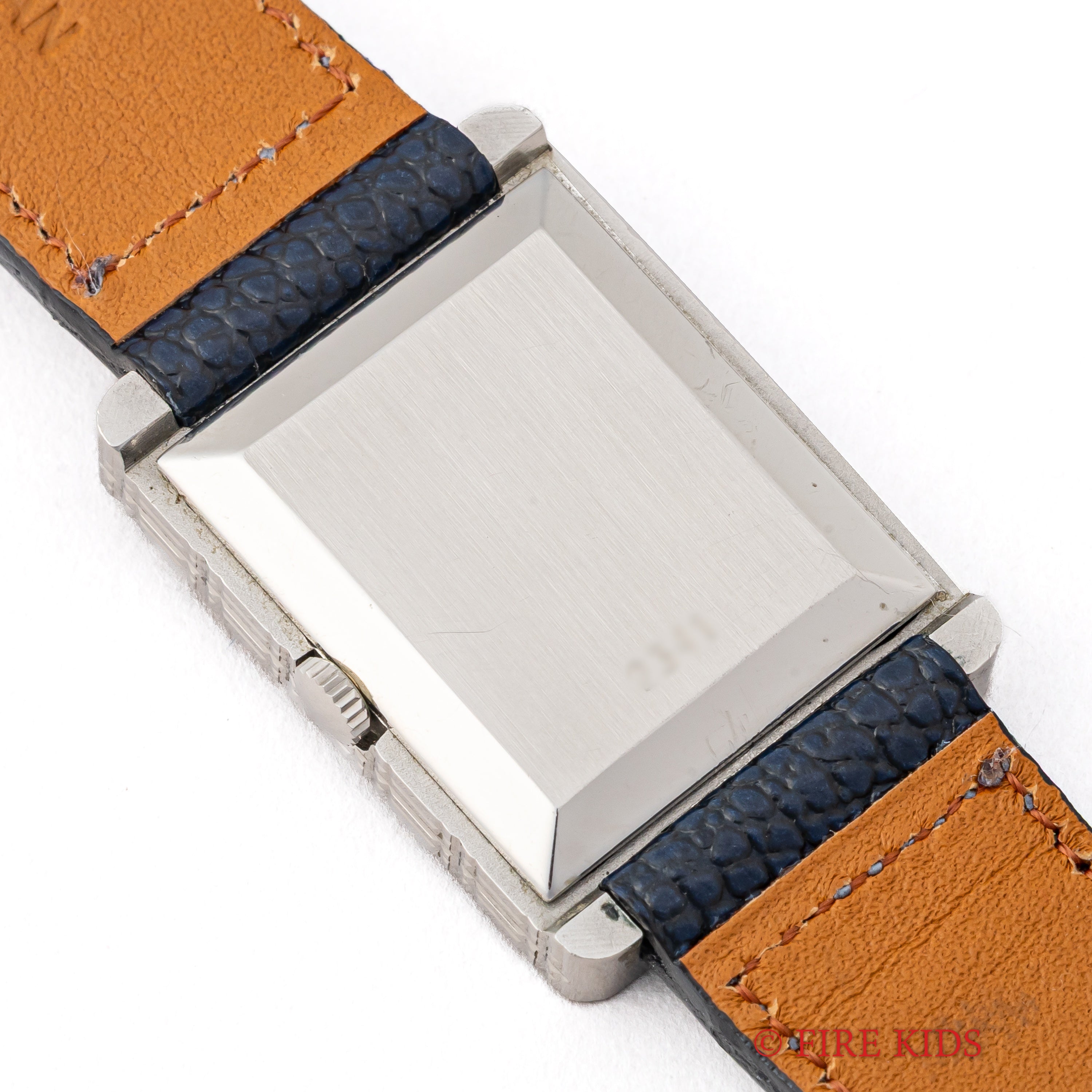 エルメス カレーシュ ブラックダイヤル レクタンギュラーケース 手巻き 1980年代製