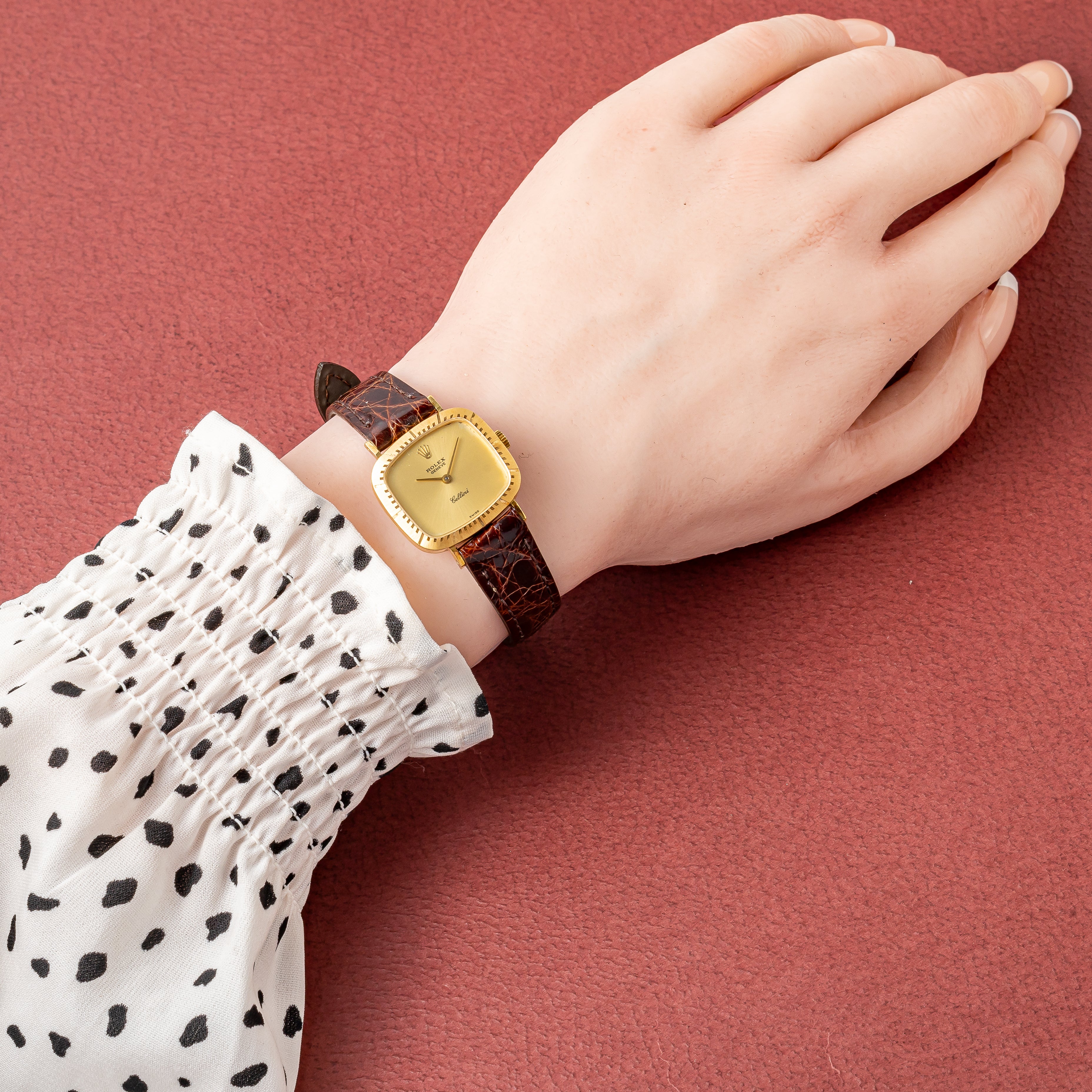 ロレックス チェリーニ レディース 1981年製 Ref.4082 18金イエローゴールド 純正尾錠付き