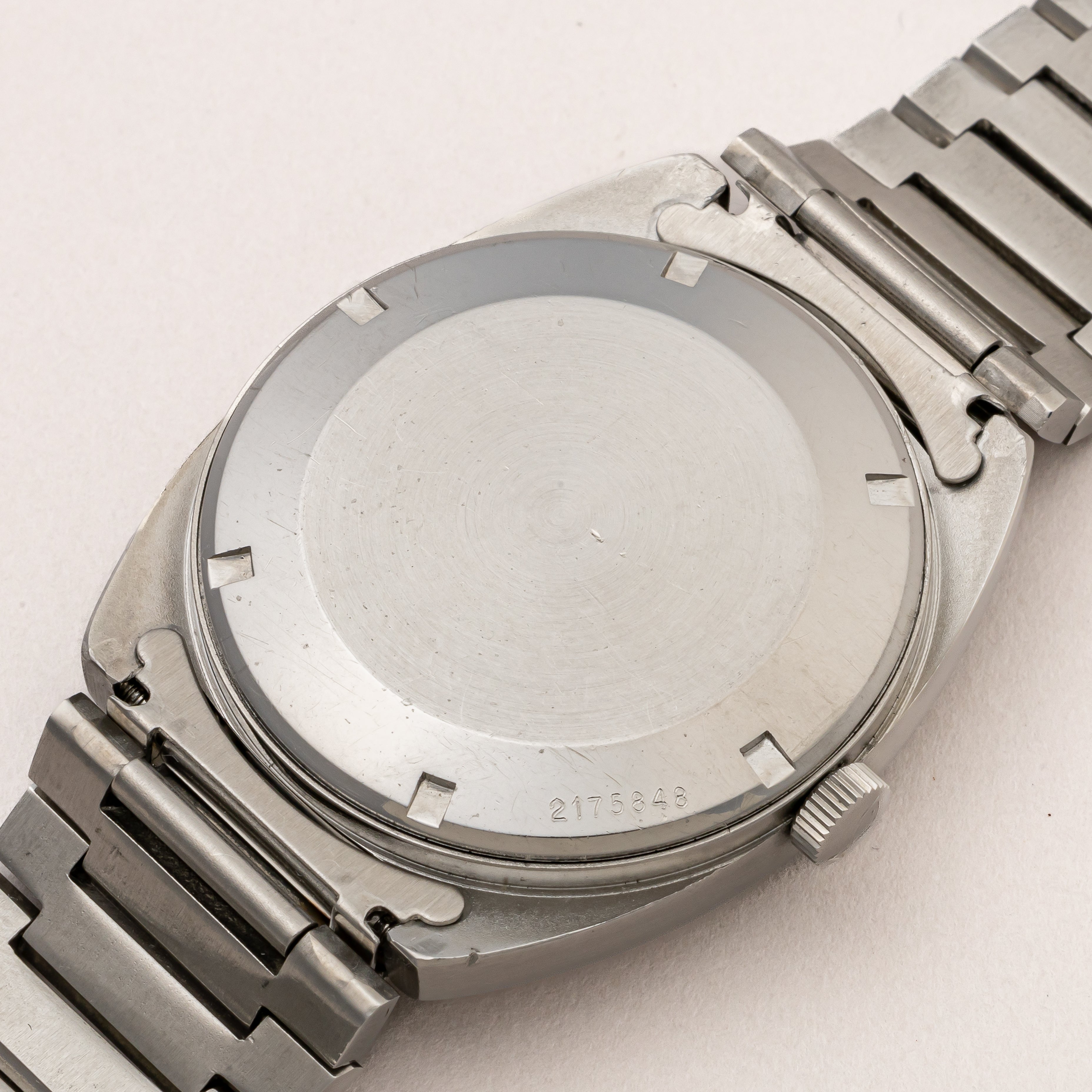 IWC トノー型 1972年製 Ref.1872 シルバーダイヤル 純正ブレス付き