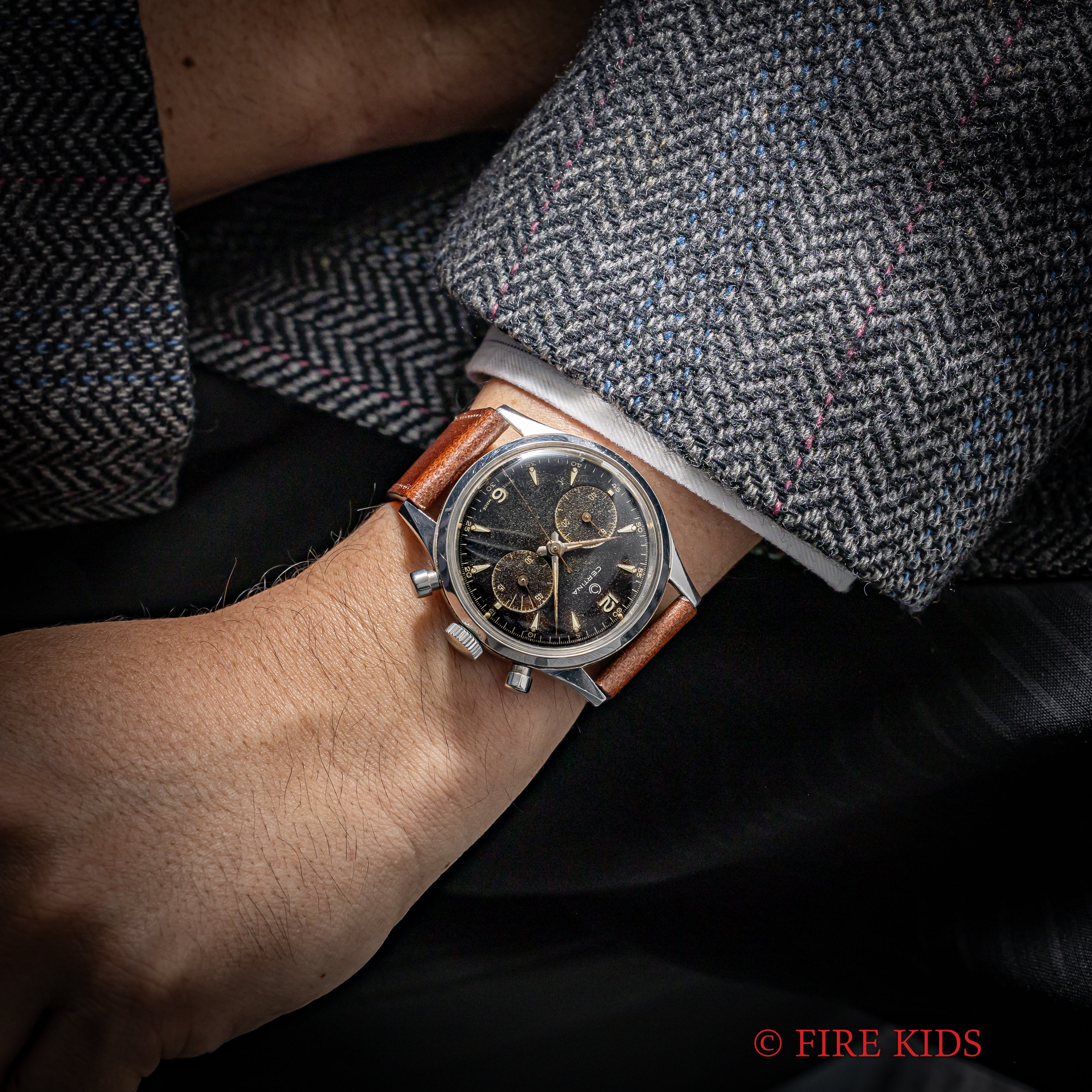 セルティナ 2レジスタークロノグラフ 1950年代製 エクセルシオパークCal.4 ブラックギルドダイヤル